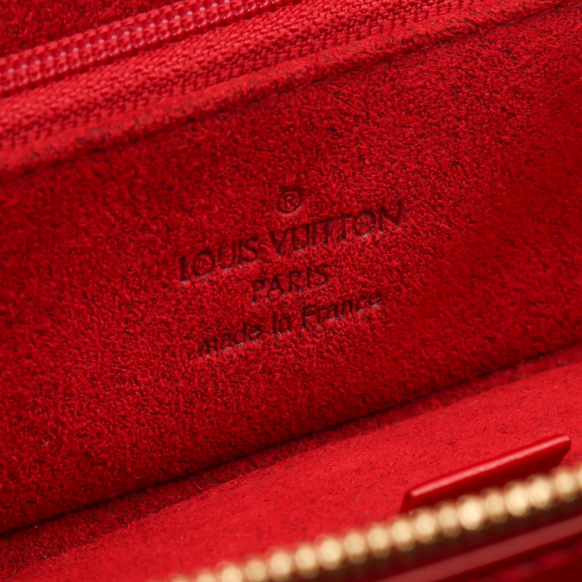 Louis Vuitton Red Vernis Leather Vintage Mini Jewellery Case 4