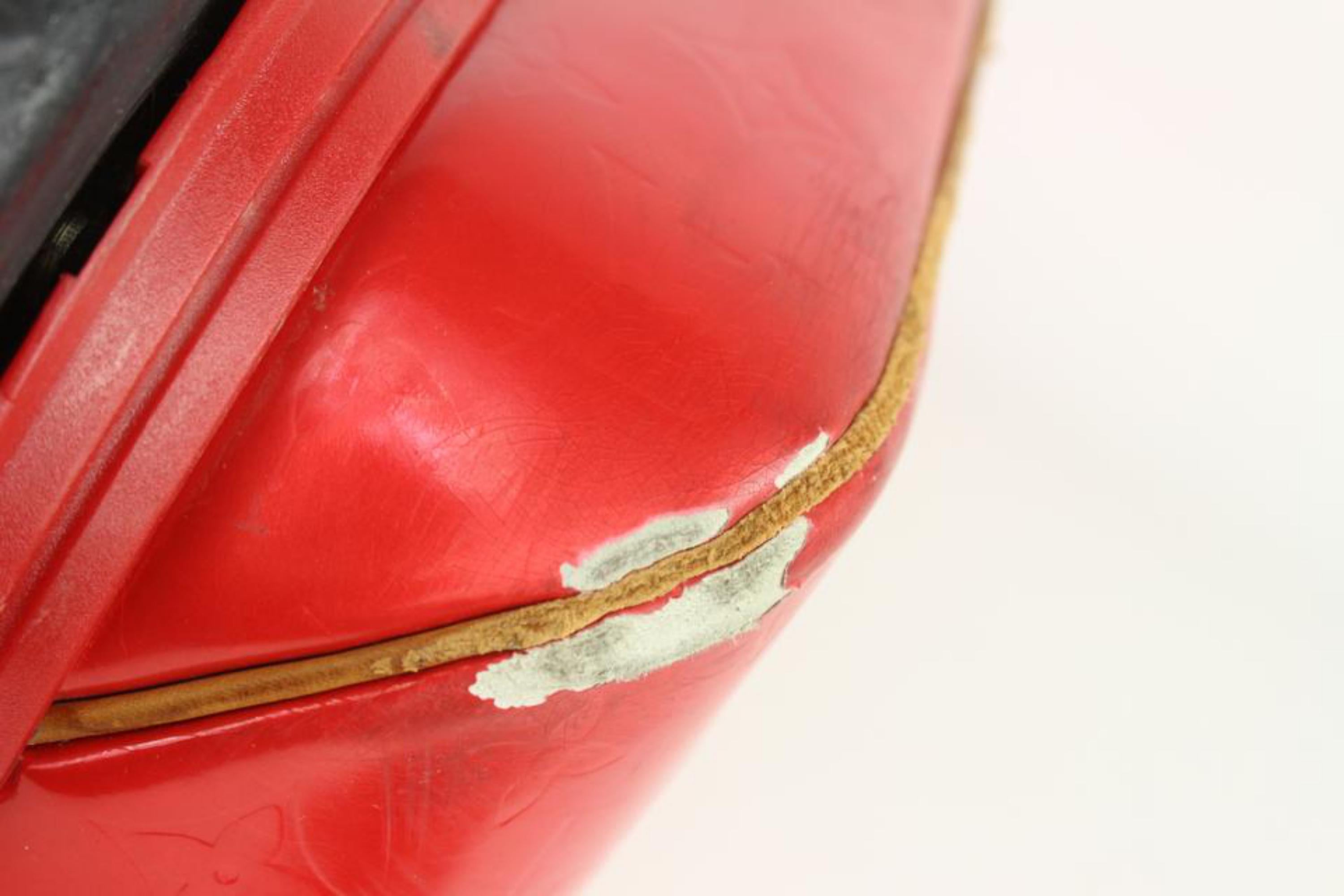 Louis Vuitton Rote Vernis Monogramm Pegase 55 Rollendes Reisegepäck Trolley Anzugcase 101 im Zustand „Relativ gut“ im Angebot in Dix hills, NY