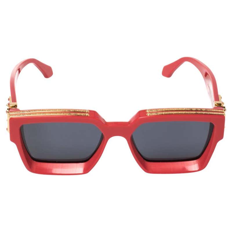 Louis Vuitton Gold/Brown Amber Cat Eye Sunglasses at 1stDibs
