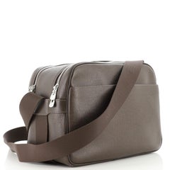 Louis Vuitton Reporter Bag Taiga Leather PM