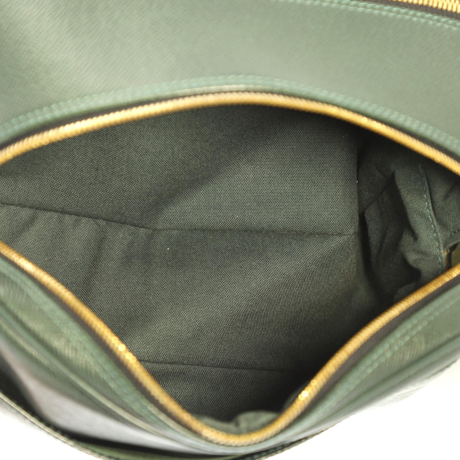 Louis Vuitton Reporter Bag Taiga Leather PM 2