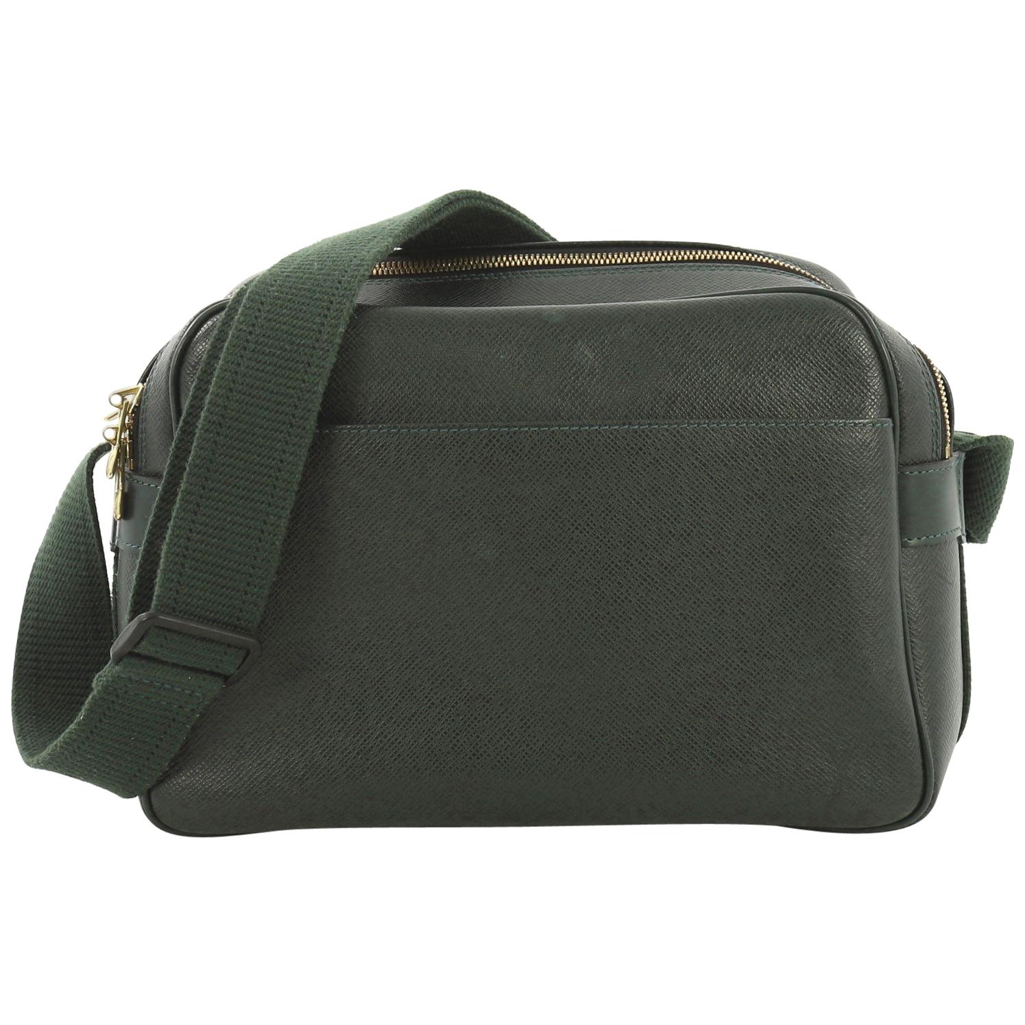 Louis Vuitton Reporter Bag Taiga Leather PM