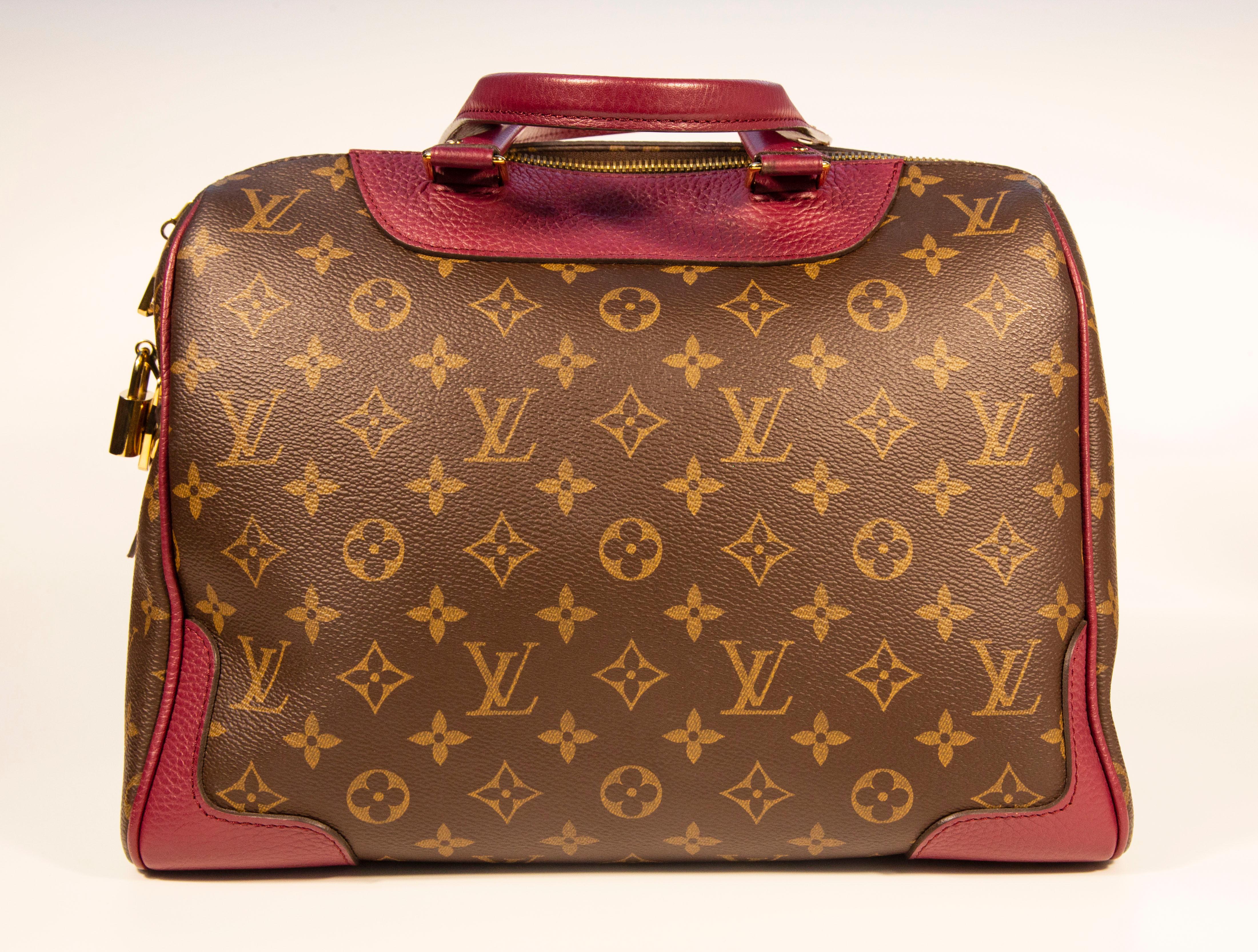 Louis Vuitton Retiro NM Monogram Coated Canvas 2 Way Shoulder Bag 2000s For Sale 4