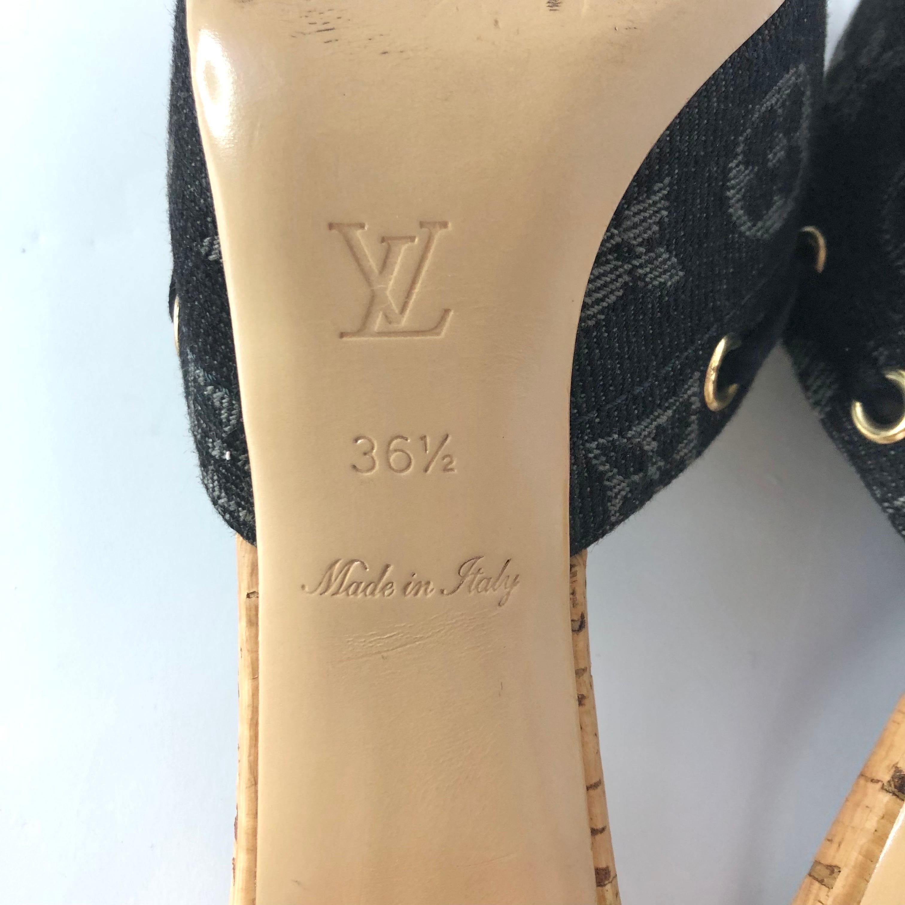 Louis Vuitton Retro Vintage Monogram Bow Denim Pantoletten Sandalen 36.5 im Angebot 4