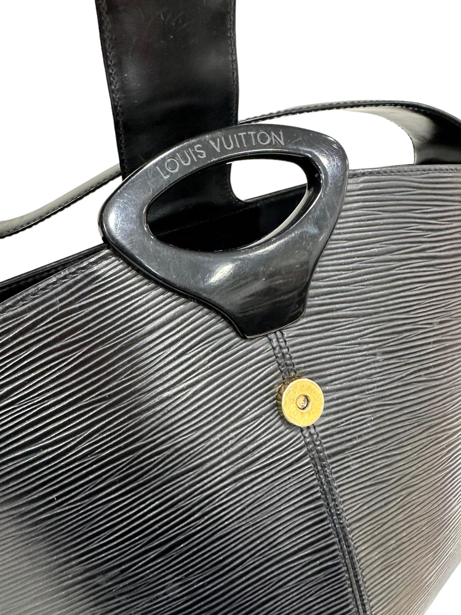 Louis Vuitton Rêverie Black Epi Shoulder Bag 8