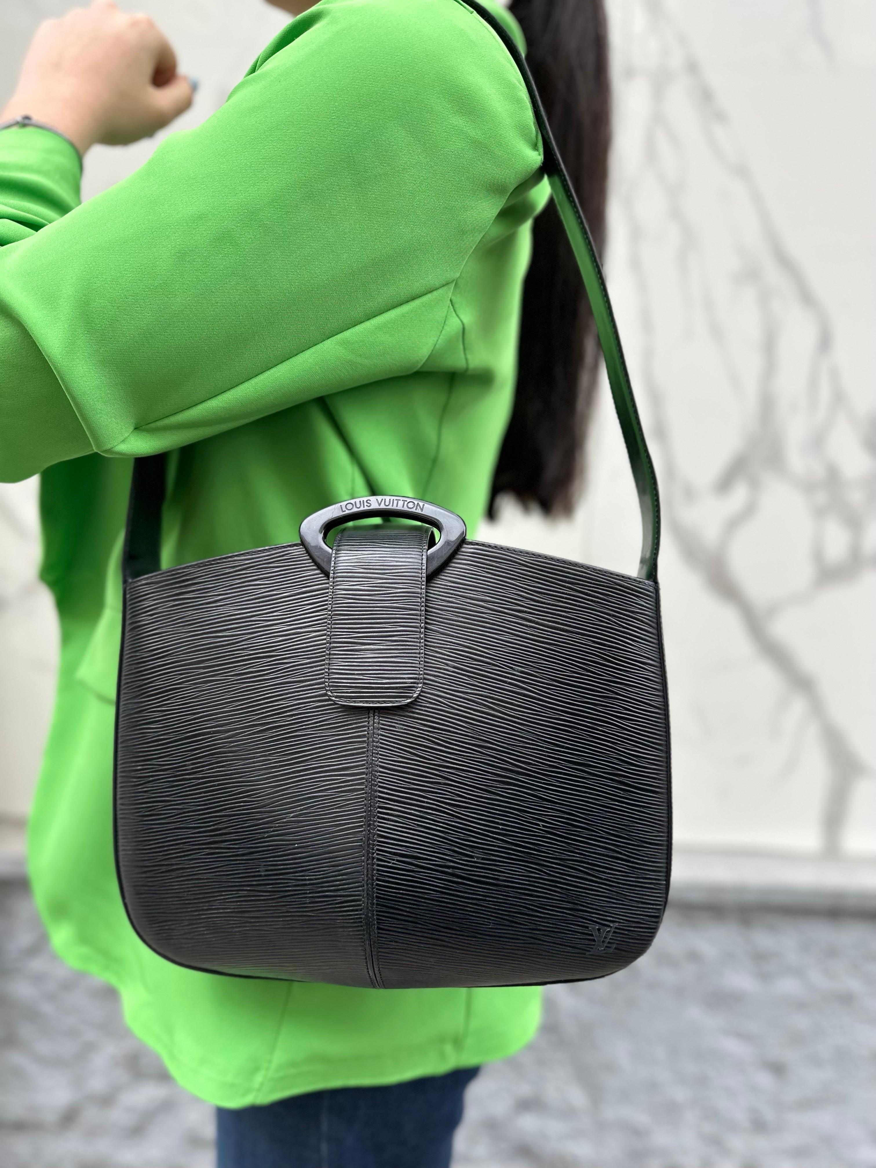 Louis Vuitton Rêverie Black Epi Shoulder Bag 11