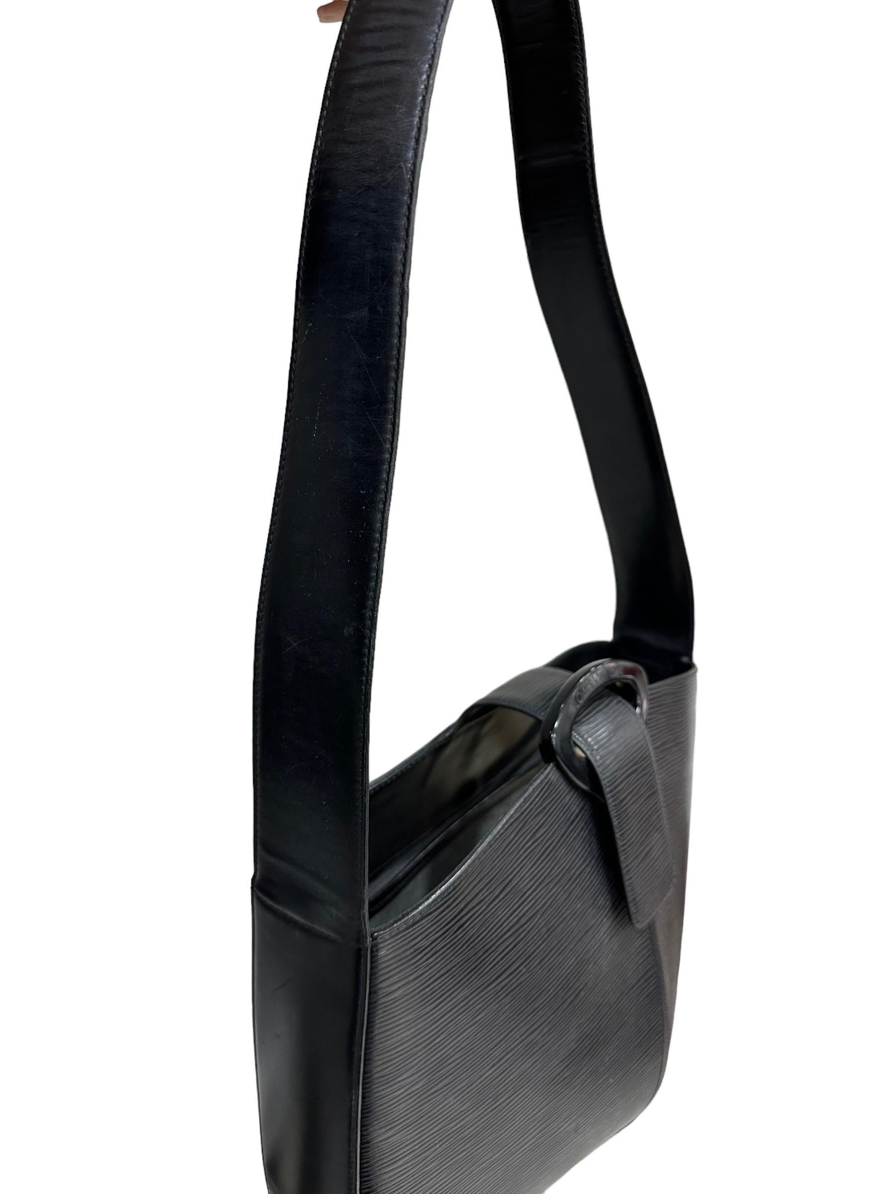 Louis Vuitton Rêverie Black Epi Shoulder Bag 4