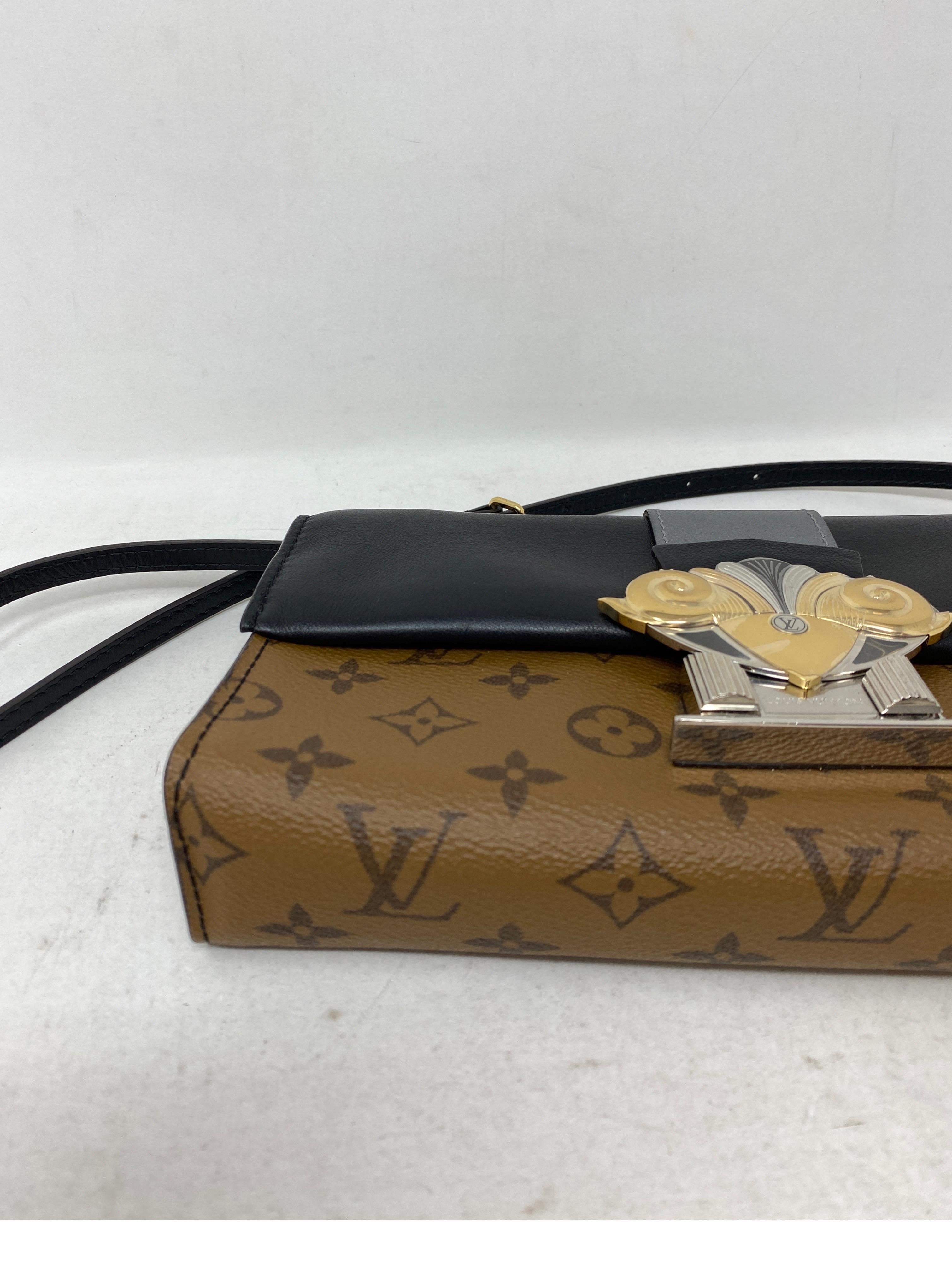 Louis Vuitton Reverse Clutch Evening Bag 5