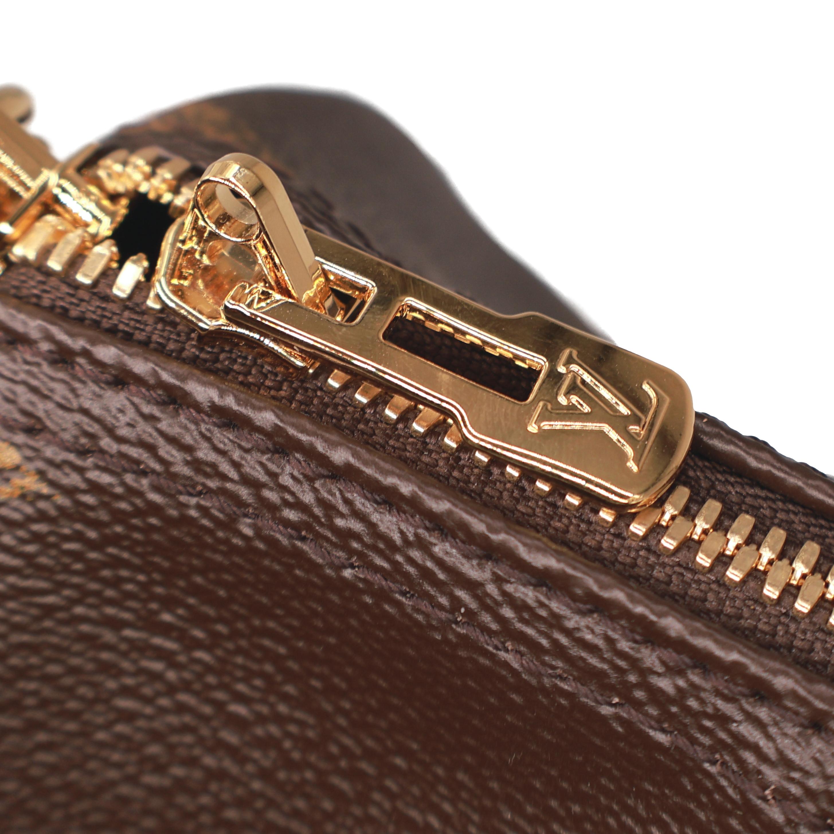 Louis Vuitton Reverse Giant Monogram Speedy Bandoulière 30 Shoulder Bag, 2019 For Sale 5