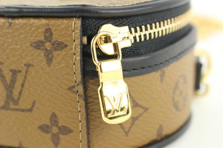 Louis Vuitton Reverse Monogram Boite Chapeau Necklace 4lv524a In New Condition For Sale In Dix hills, NY