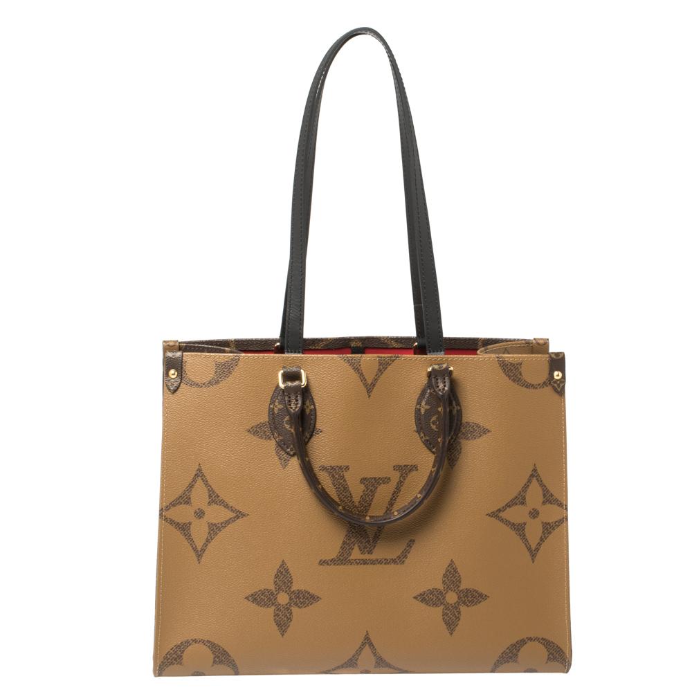 Louis Vuitton is trusted to mark a striking statement in the world of fashion with phenomenal pieces. This Onthego bag surely meets the expectations. This creation has been beautifully crafted from Monogram Giant canvas and styled with Monogram