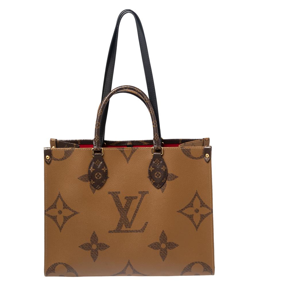 This Onthego bag easily delivers on the sophisticated charm of Louis Vuitton. This creation has been beautifully crafted from Monogram Giant canvas and styled with Monogram Reverse on the side. The interior is lined with canvas and sized to hold all