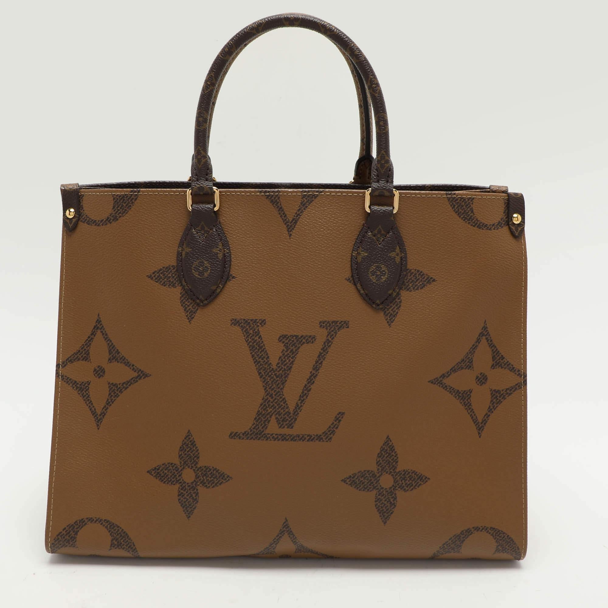 Louis Vuitton Reverse Monogram Canvas Giant Onthego MM Tasche im Zustand „Gut“ in Dubai, Al Qouz 2