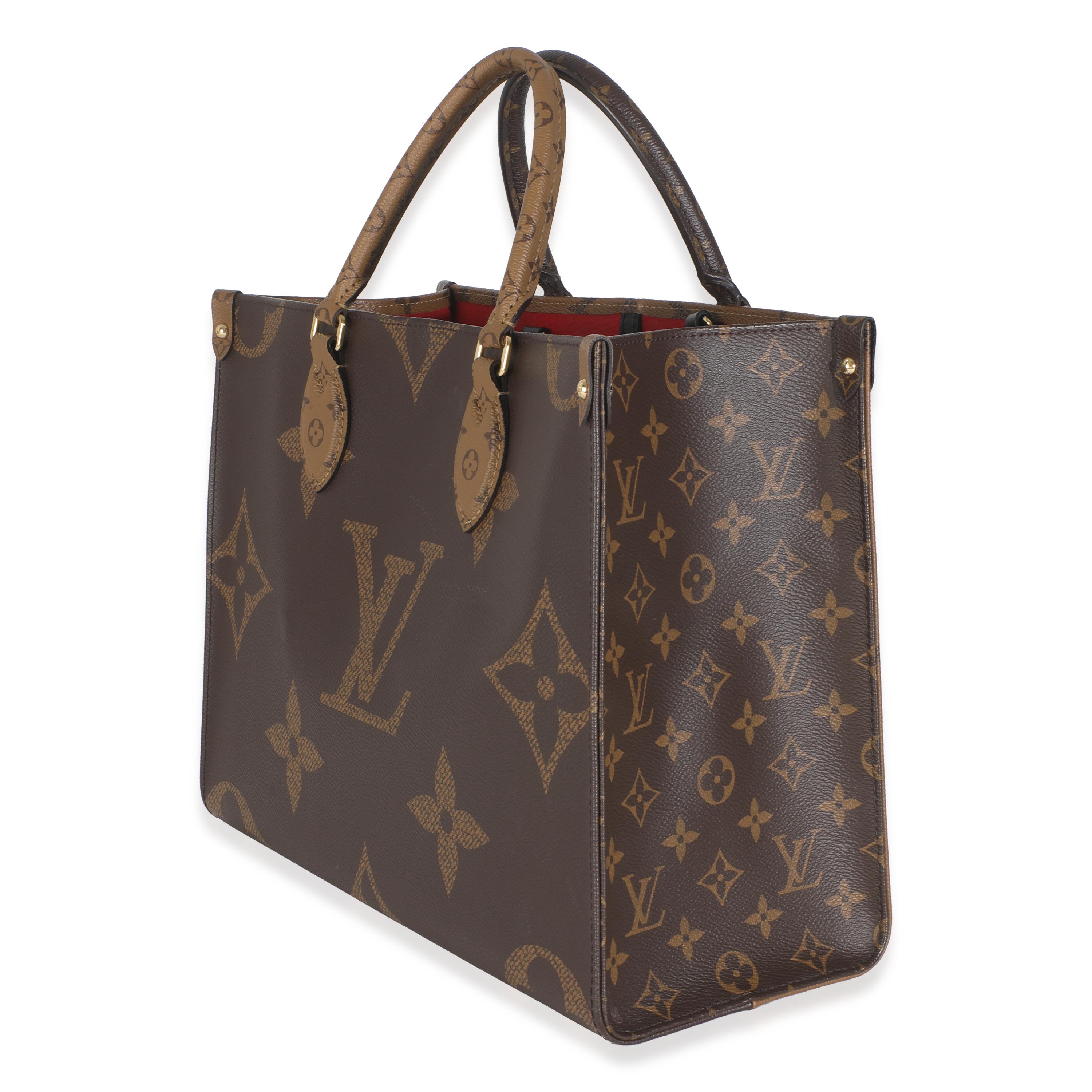 Monogrammiertes Onthego MM von Louis Vuitton aus Segeltuch (Grau) im Angebot