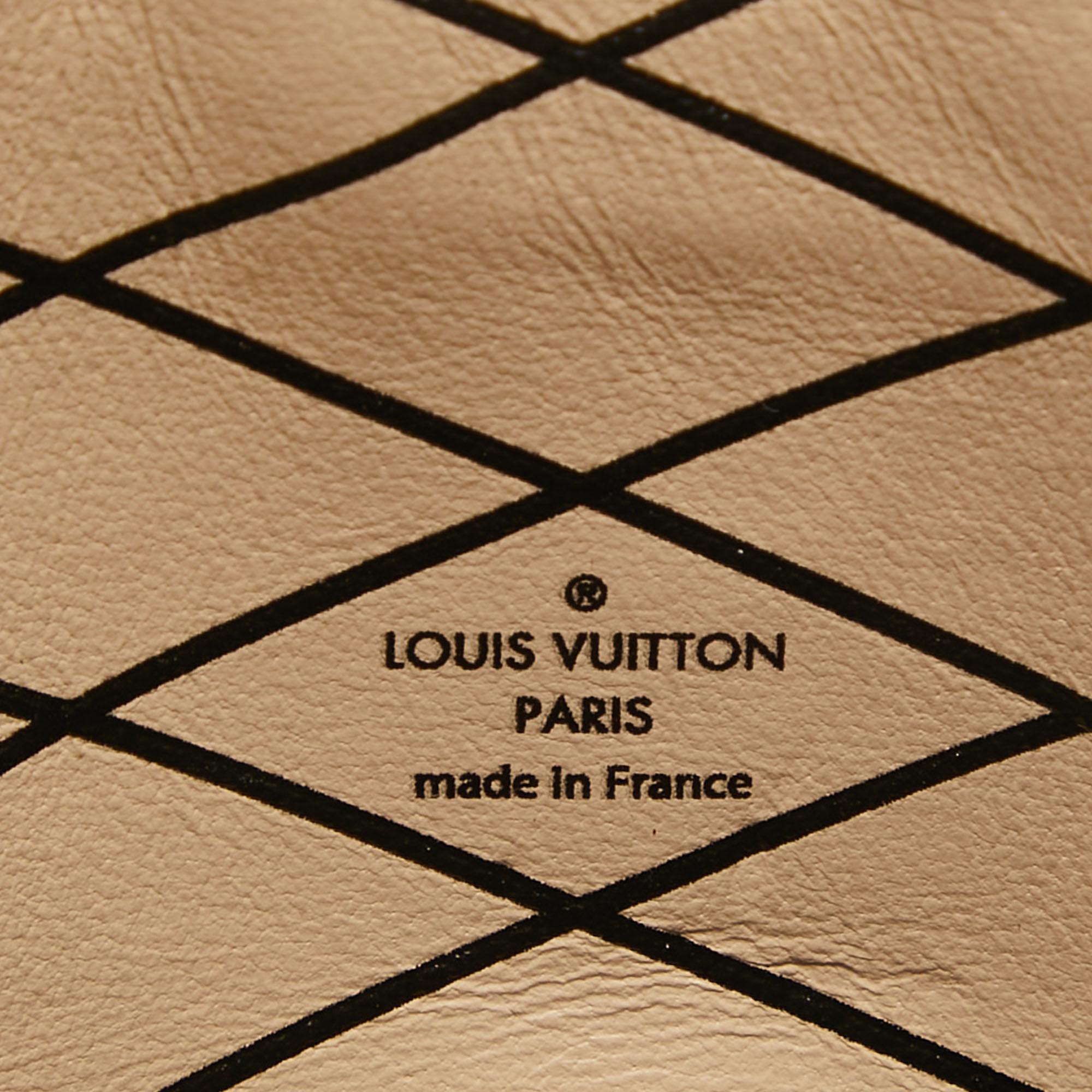 Louis Vuitton Trunk-Clutch aus Segeltuch mit umgekehrtem Monogramm im Angebot 7