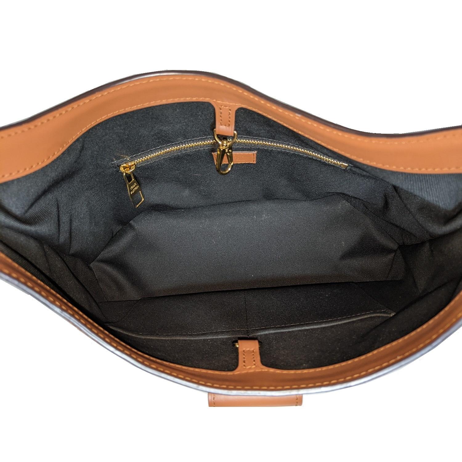 Louis Vuitton Reverse Monogram Dauphine Hobo In Excellent Condition In Scottsdale, AZ