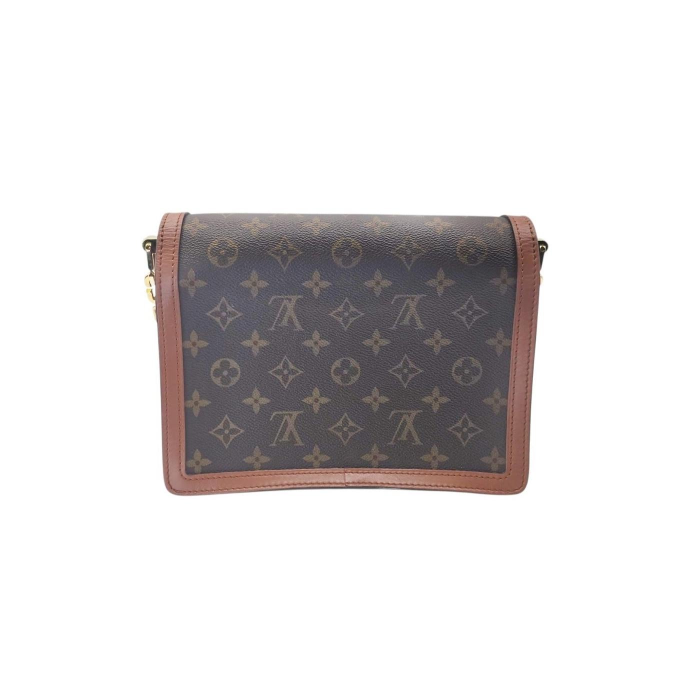 Louis Vuitton Reverse Monogram Dauphine MM In Excellent Condition For Sale In Scottsdale, AZ
