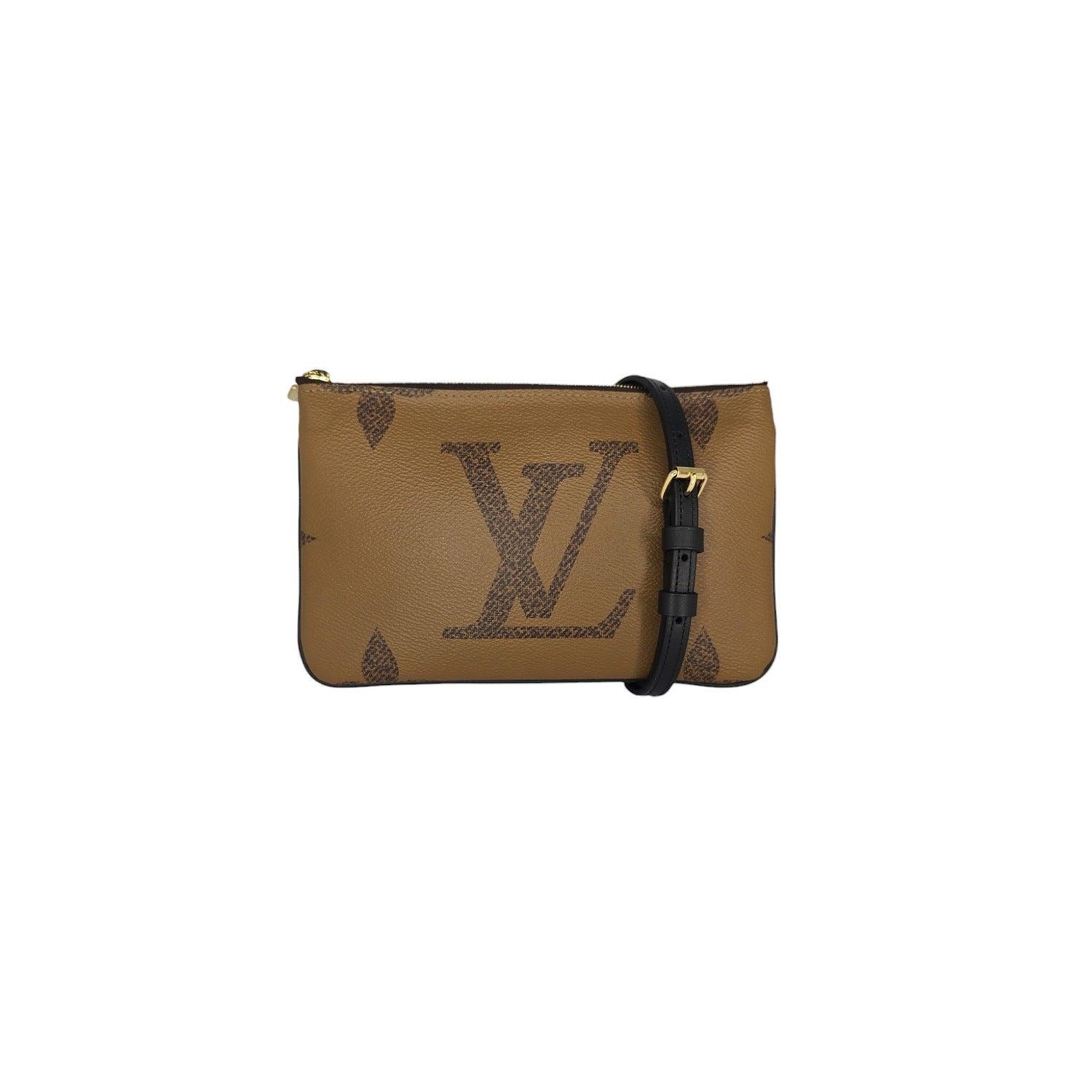 Louis Vuitton Reverse Monogram Giant Double Zip Pochette In Excellent Condition In Scottsdale, AZ