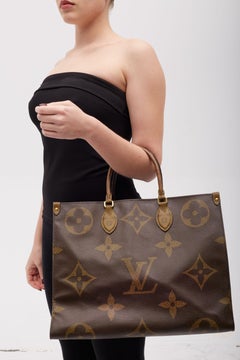 Louis Vuitton Reverse Monogram Giant Onthego GM Tote Bag
