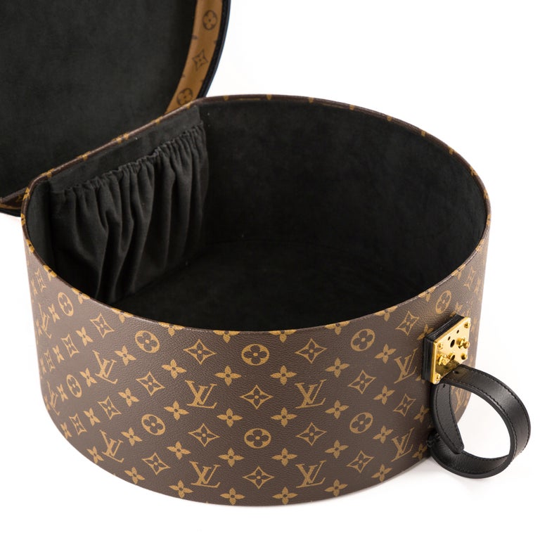 Louis Vuitton Reverse Monogram Hat Box 40 For Sale at 1stdibs