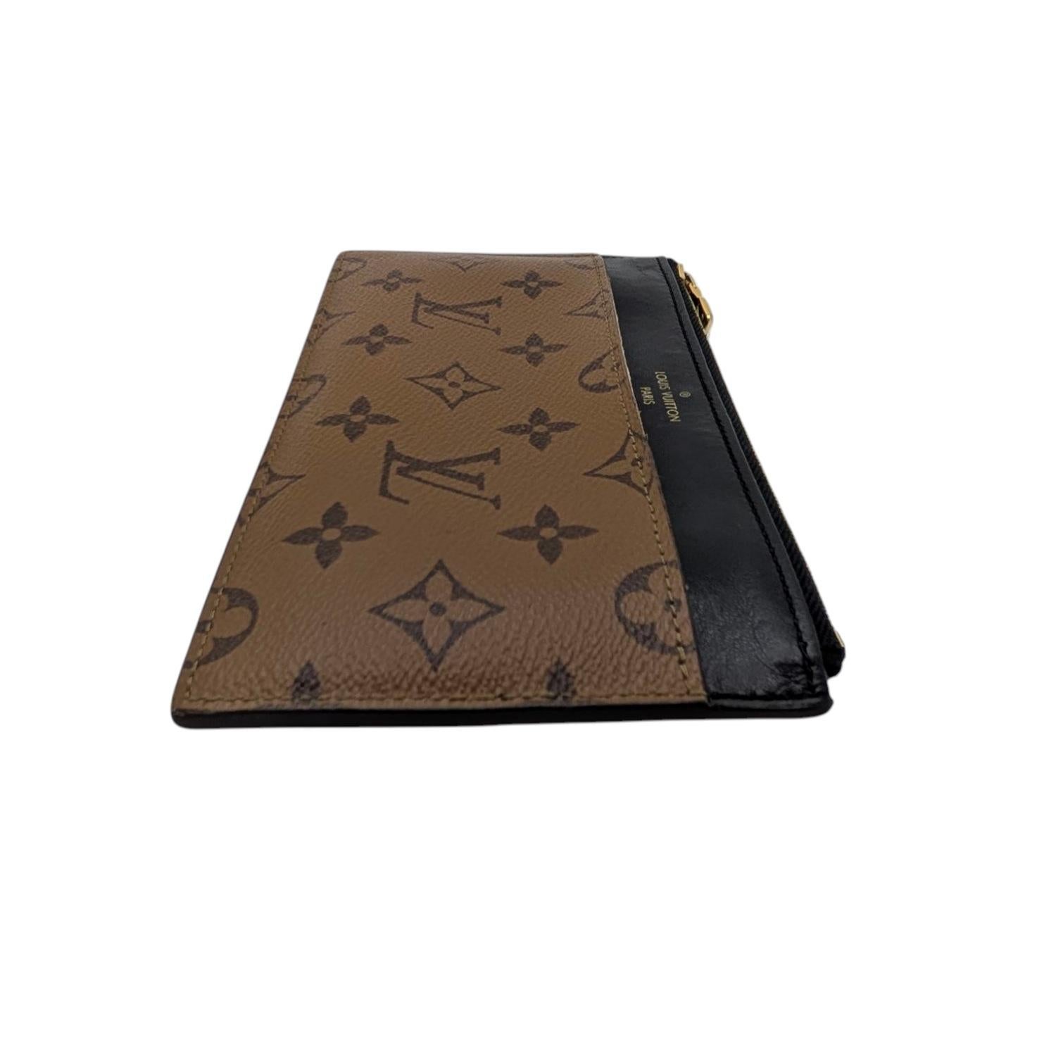 Women's or Men's Louis Vuitton Reverse Monogram Slim Purse For Sale