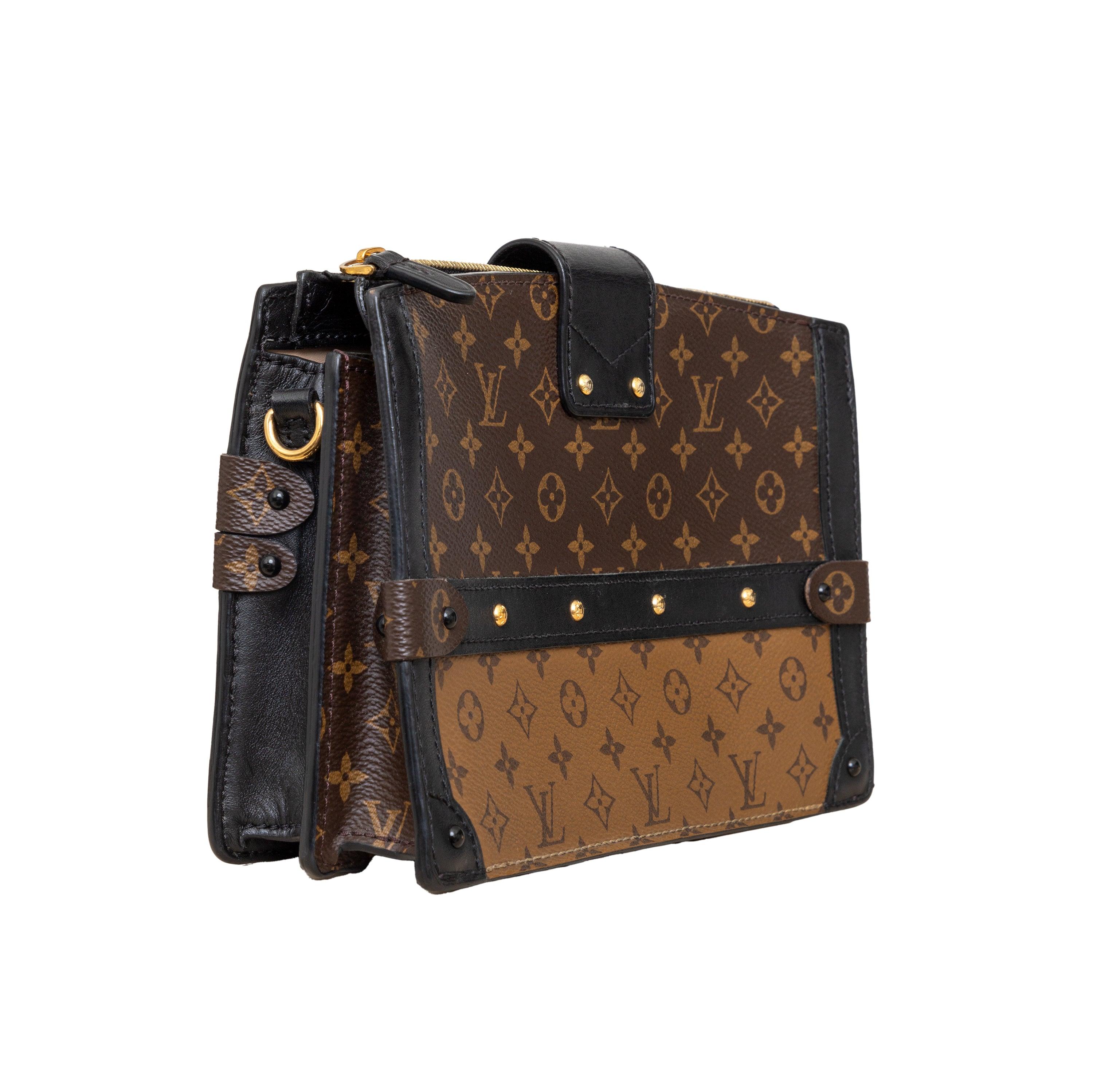 Pochette Louis Vuitton Reverse Monogram Trunk - anni '10 in vendita 2