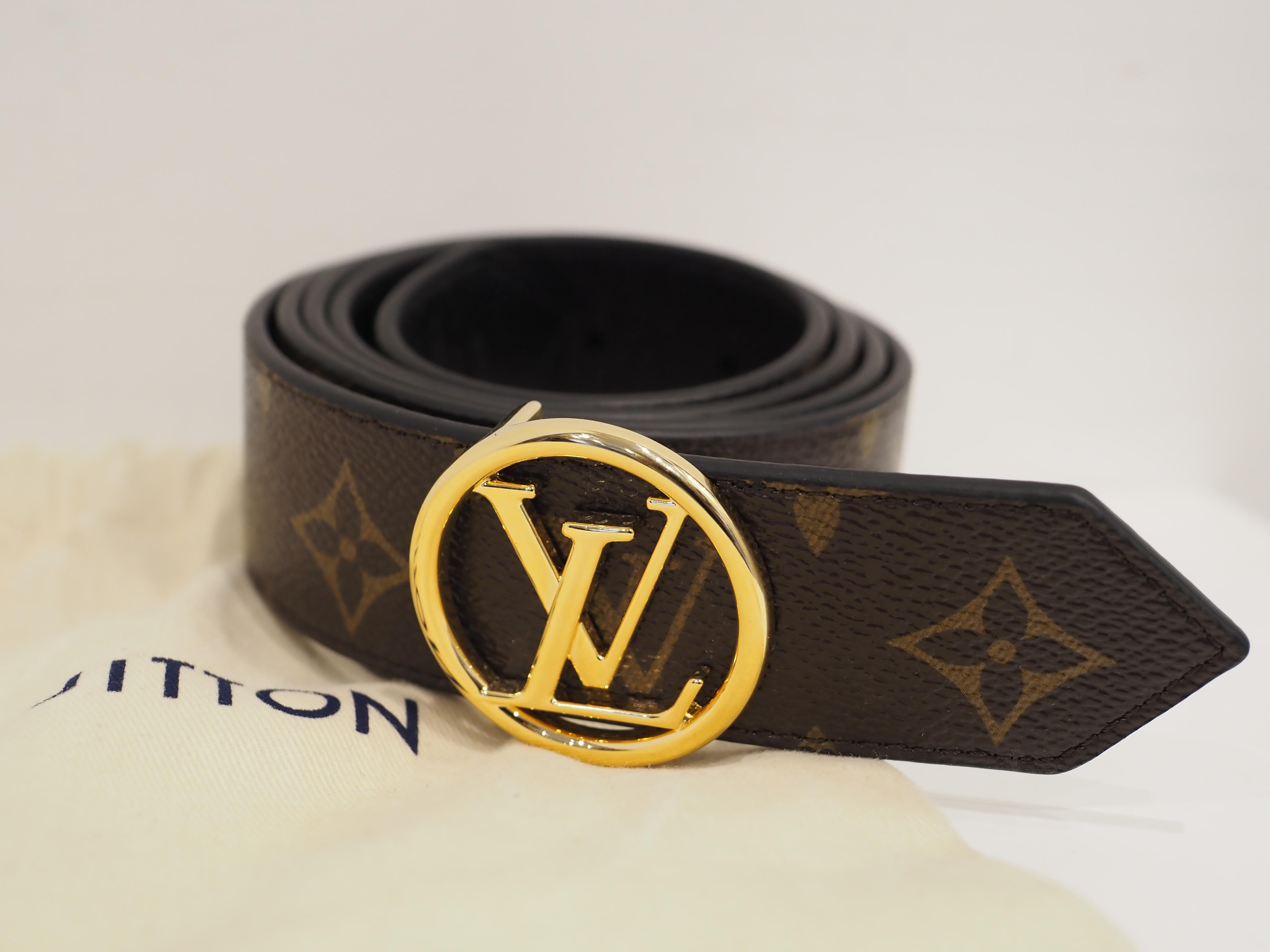 Louis Vuitton reversible belt In Excellent Condition In Capri, IT
