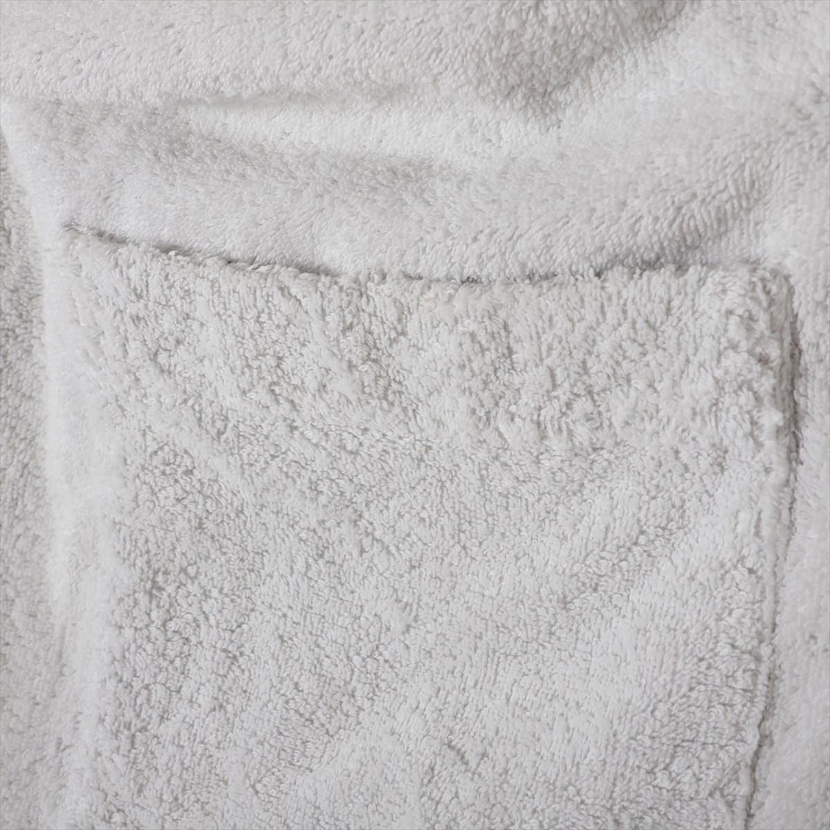 Louis Vuitton Reversible Cotton Bathrobe Gray x White 5