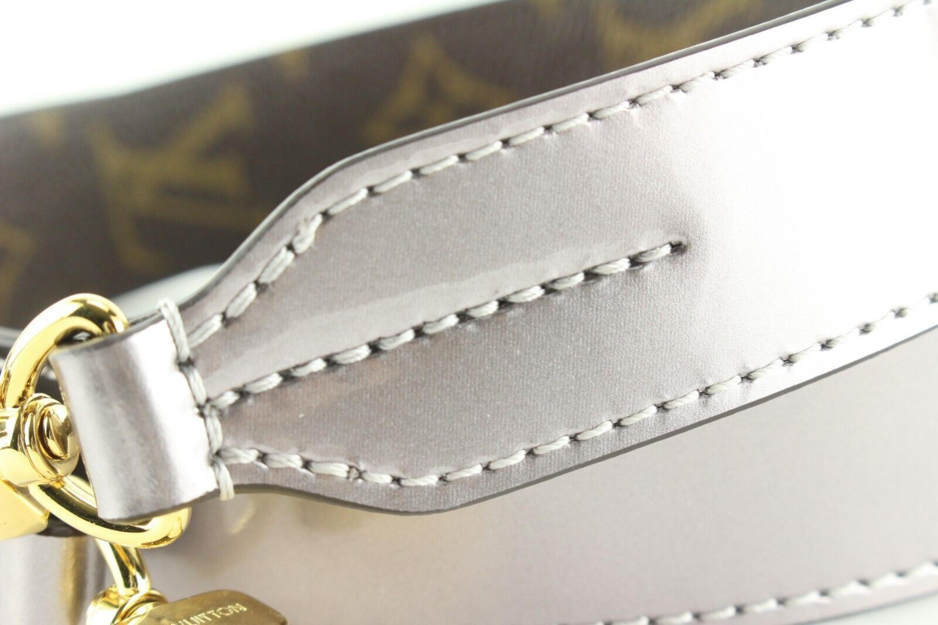 Beige Louis Vuitton Reversible Vernis Monogram Strap Shoulder Bandouliere 1LU0224 For Sale