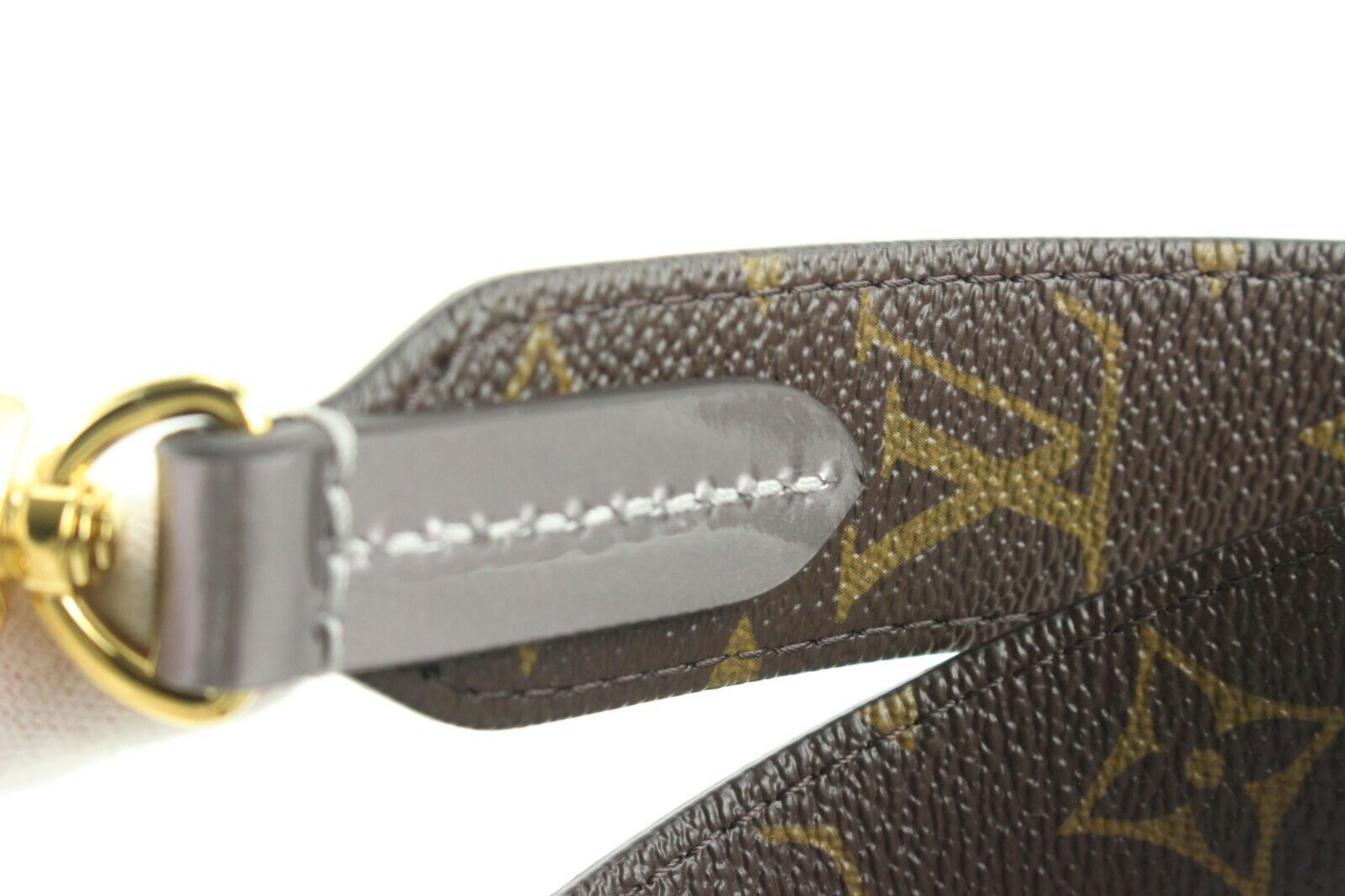 Louis Vuitton Reversible Vernis Monogram Strap Shoulder Bandouliere 1LU0224 In New Condition For Sale In Dix hills, NY