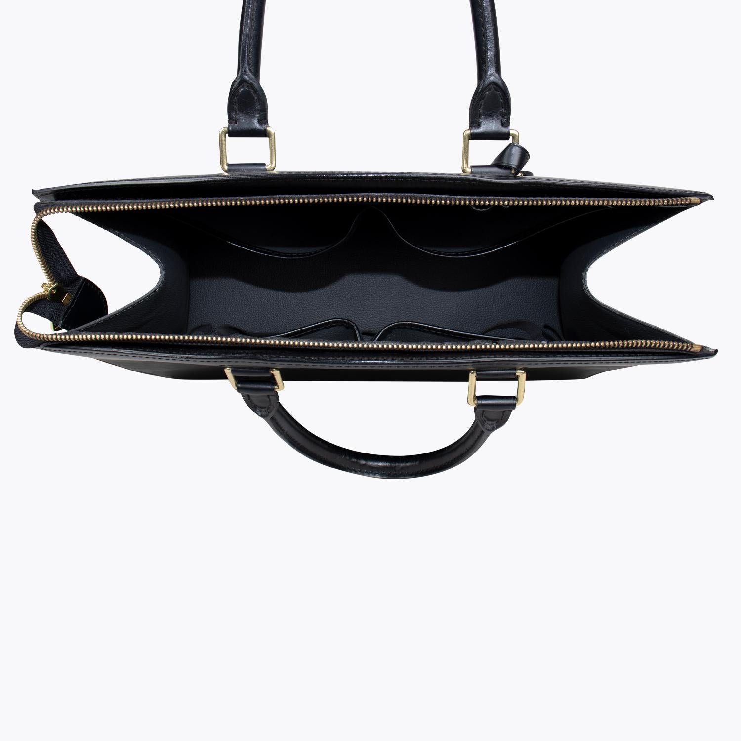 Louis Vuitton Riviera Epi Bag In Good Condition In Sundbyberg, SE