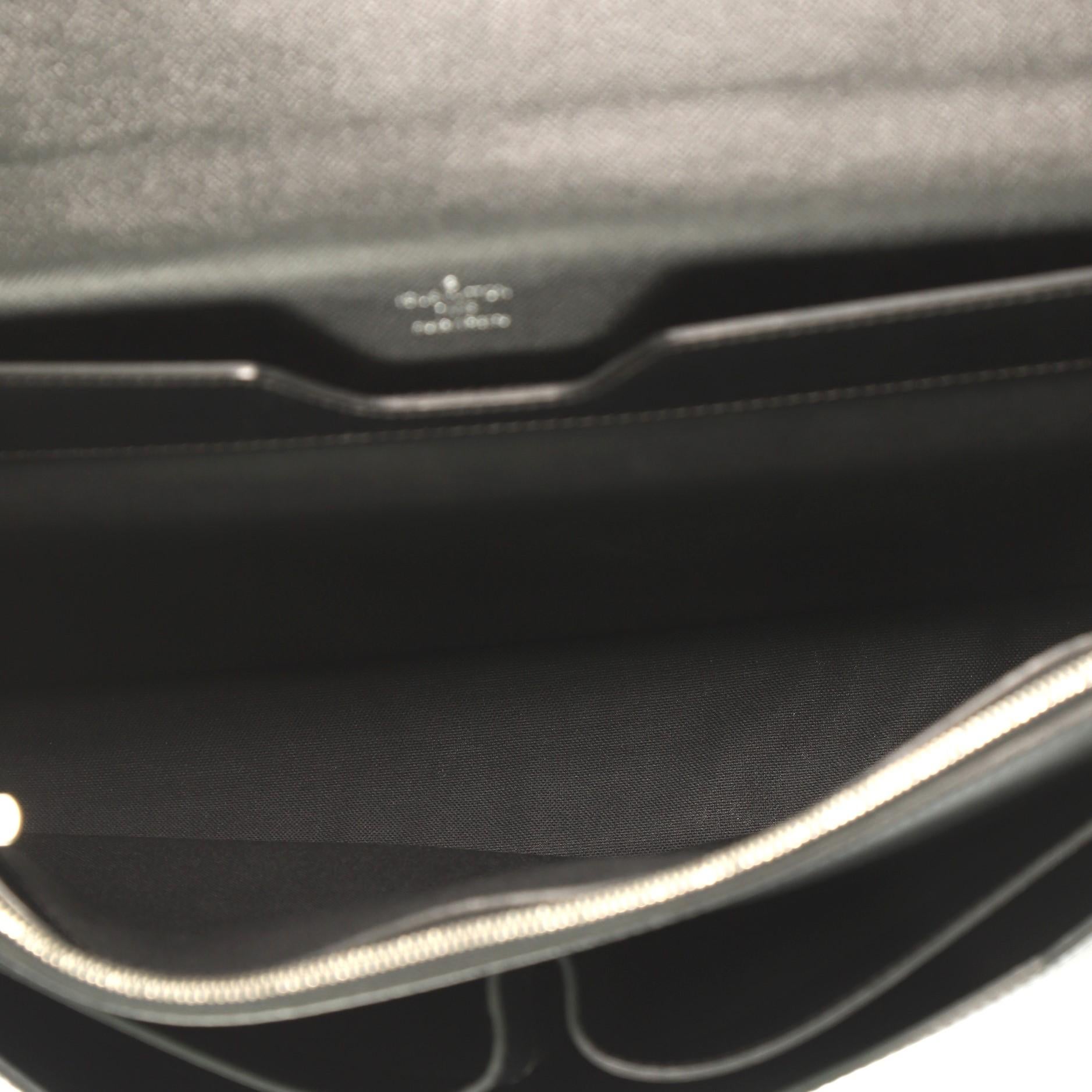 Louis Vuitton Robusto 1 Briefcase Taiga Leather 3