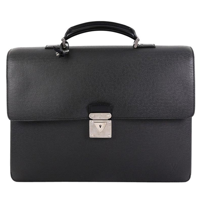  Louis Vuitton Robusto 1 Briefcase Taiga Leather