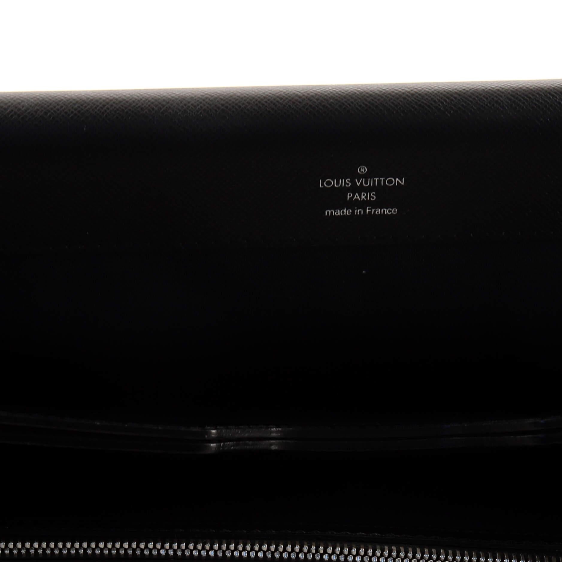 Louis Vuitton Robusto 3 Briefcase Taiga Leather 4