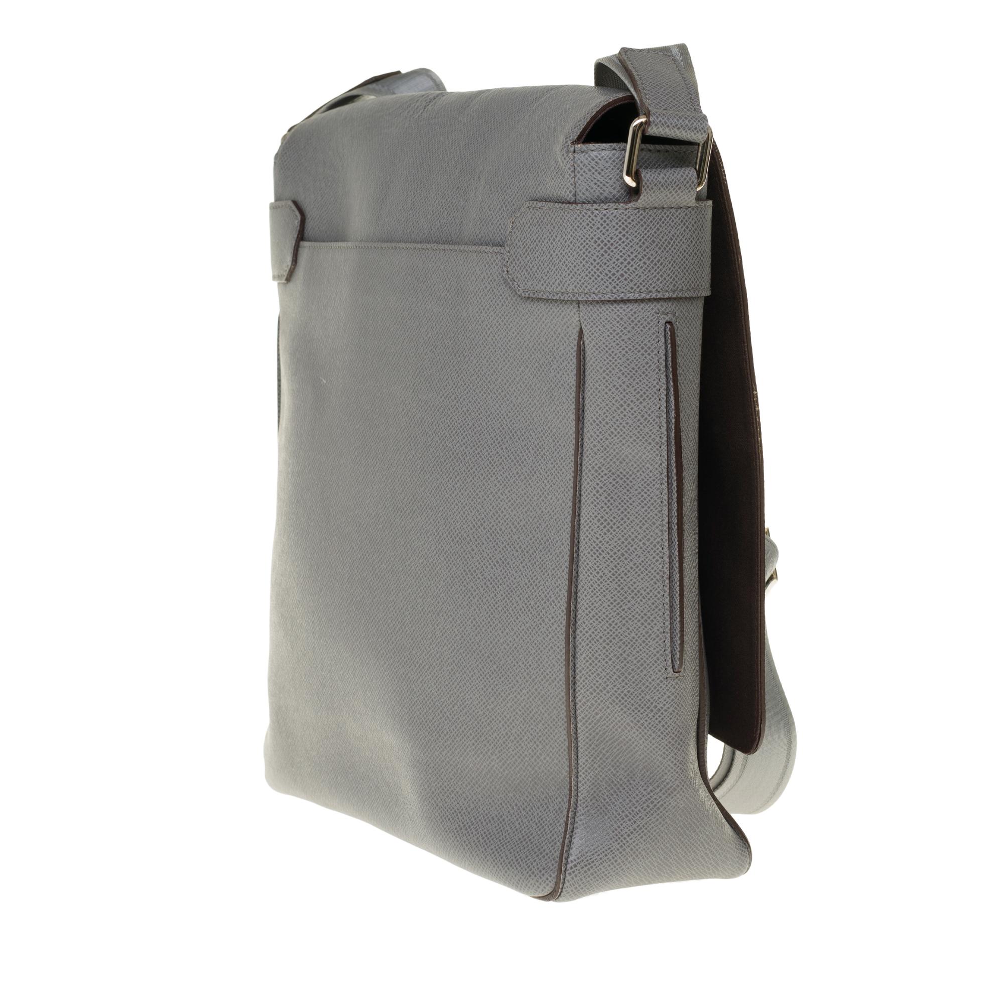 Gray Louis Vuitton Roman MM Messenger crossbody bag in grey Taïga leather