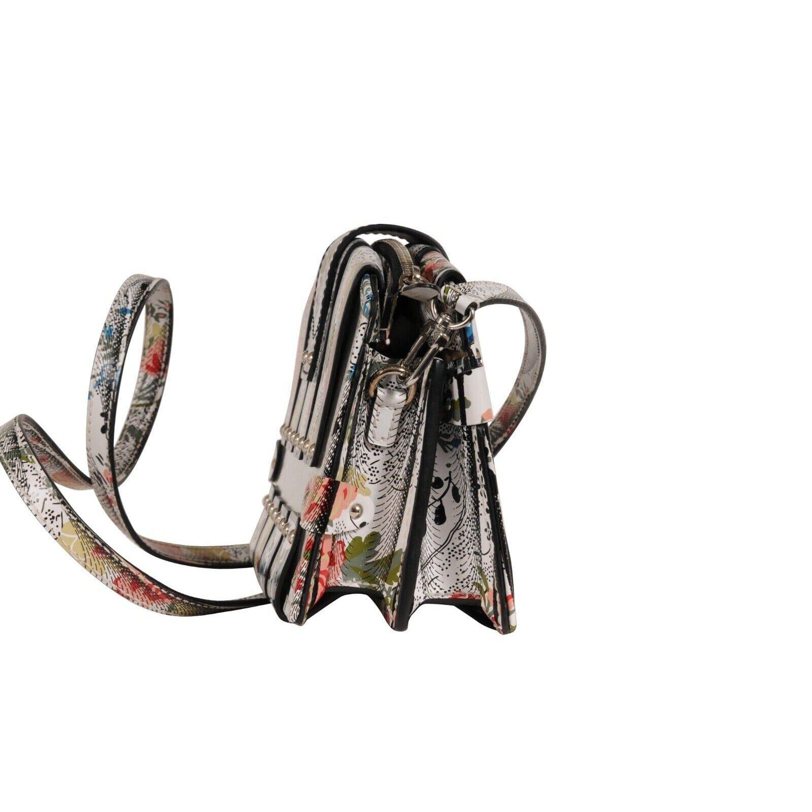 Louis Vuitton - Petite pochette à bandoulière argentée à fleurs romantiques en vente 2