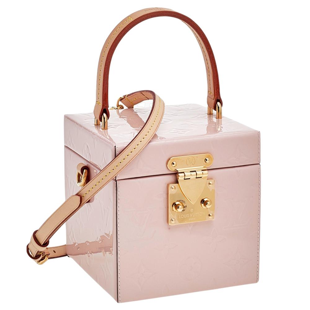Louis Vuitton Rose Angelique Monogram Vernis Bleecker Bag In Excellent Condition In Dubai, Al Qouz 2