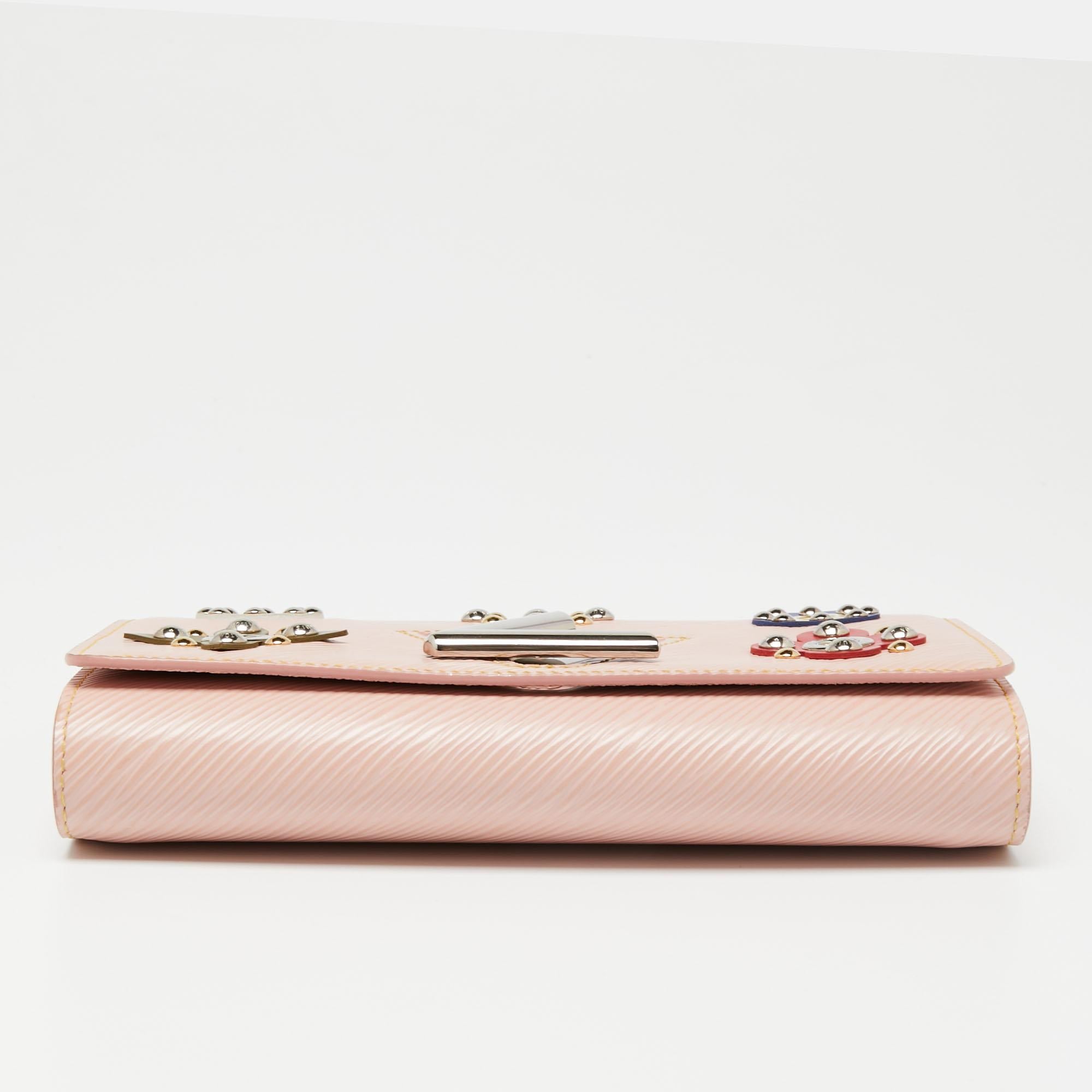 lv flower wallet