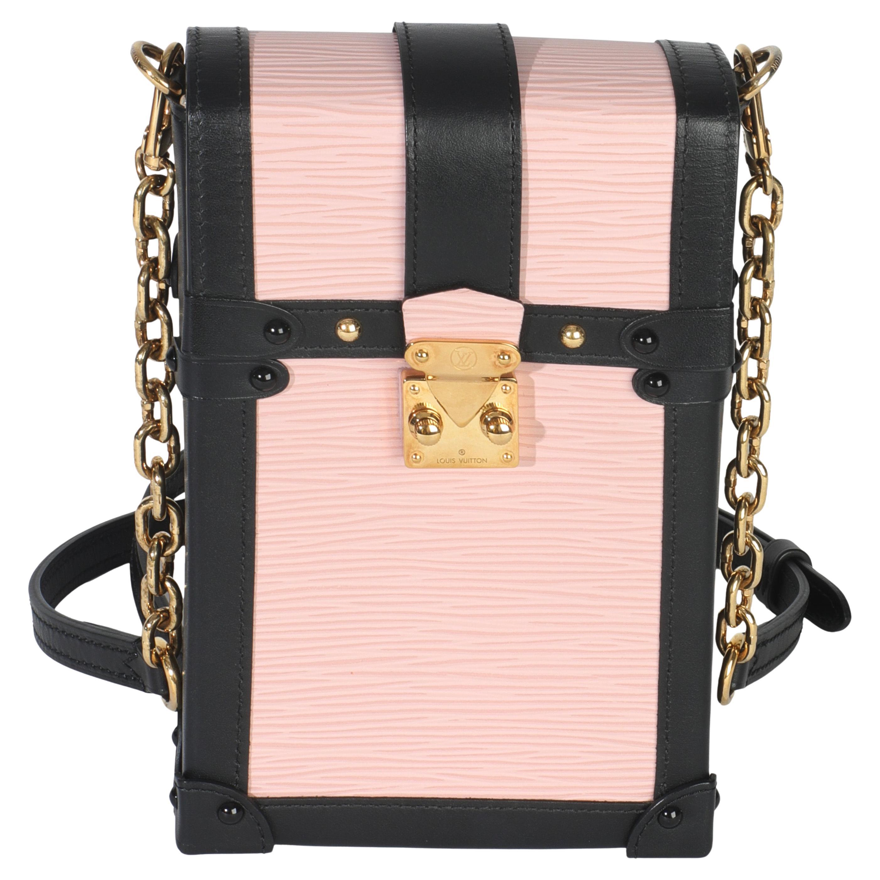 What is a Louis Vuitton Pochette used for?