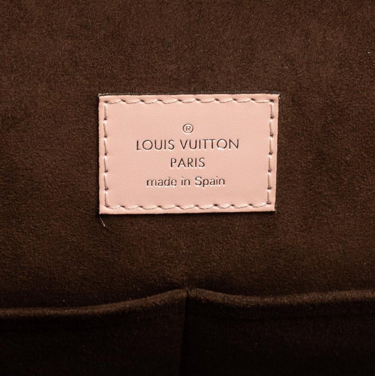 Louis Vuitton Rose Ballerine Epi Leather Cluny MM Bag Louis Vuitton