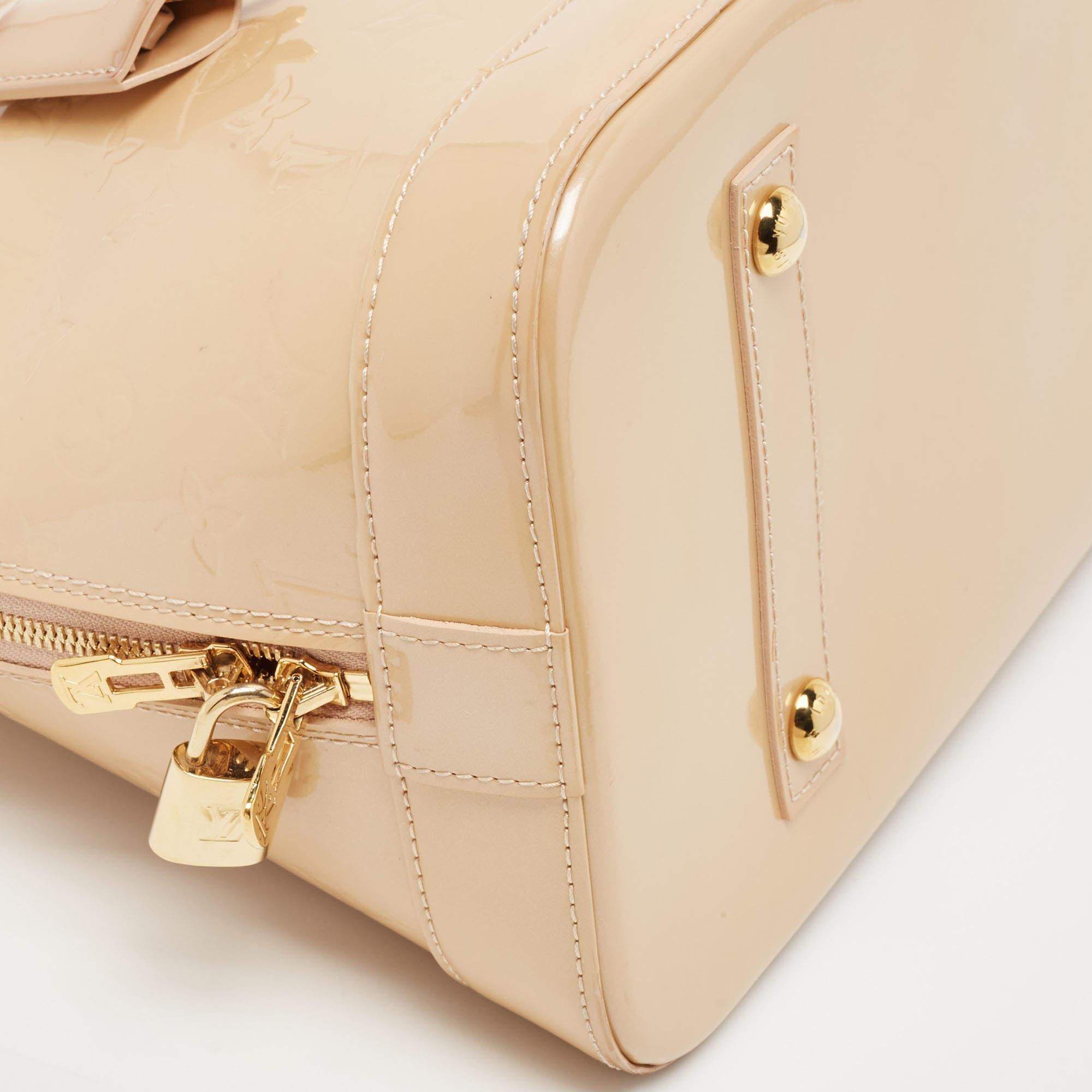 Louis Vuitton Rose Florentine Monogram Vernis Alma GM Bag For Sale 3