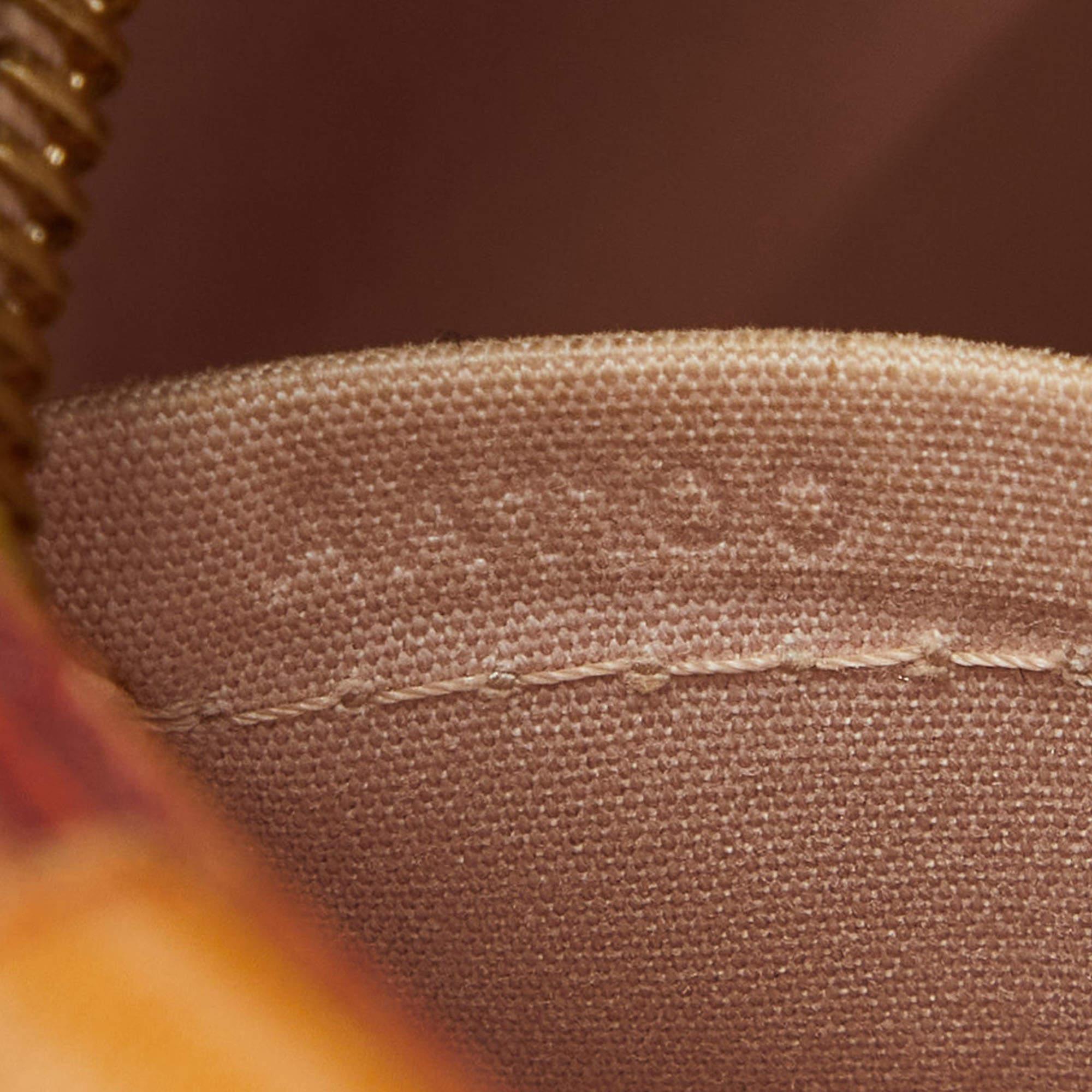 Louis Vuitton Rose Florentine Monogram Vernis Brea MM Bag For Sale 4