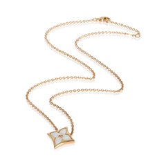 Pendentif « Blossom Star » Louis Vuitton en or rose et nacre
