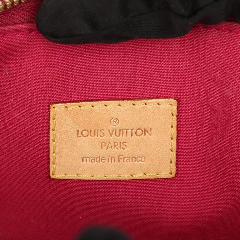 LOUIS VUITTON Rose Indian Monogram Vernis Leather Montana For Sale 6