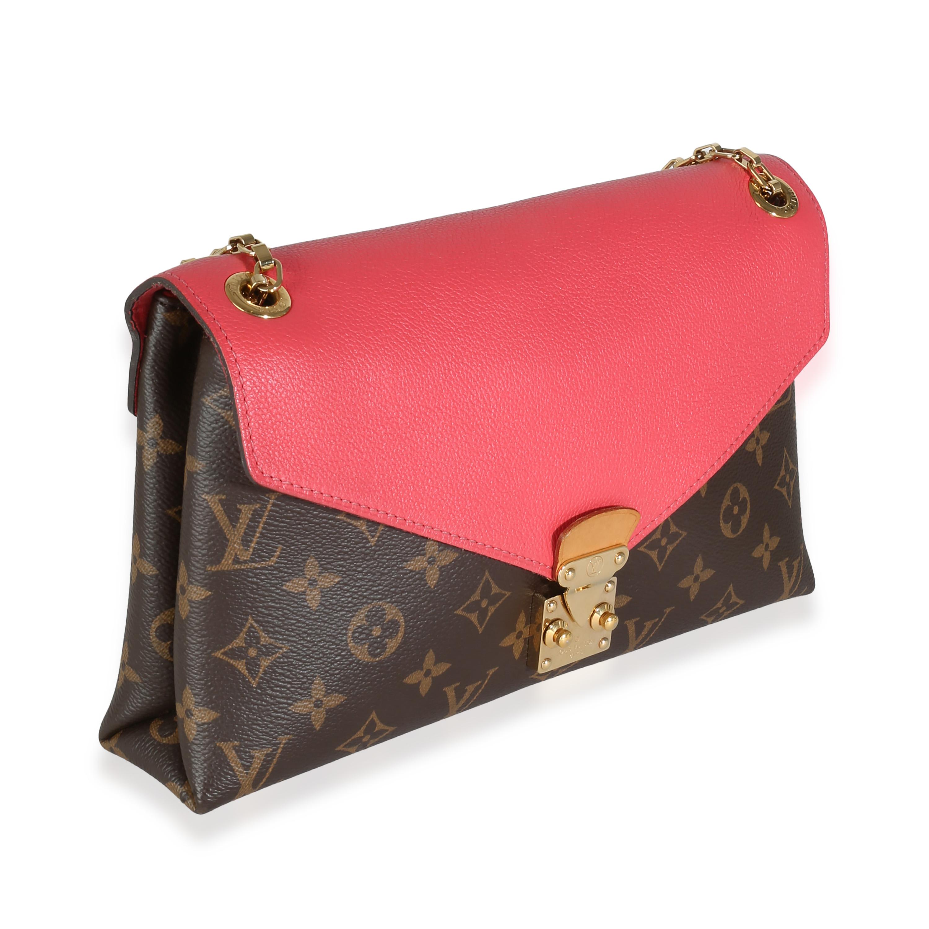 Louis Vuitton - Sac à chaîne Pallas en toile Monogram Rose Litchi Excellent état à New York, NY