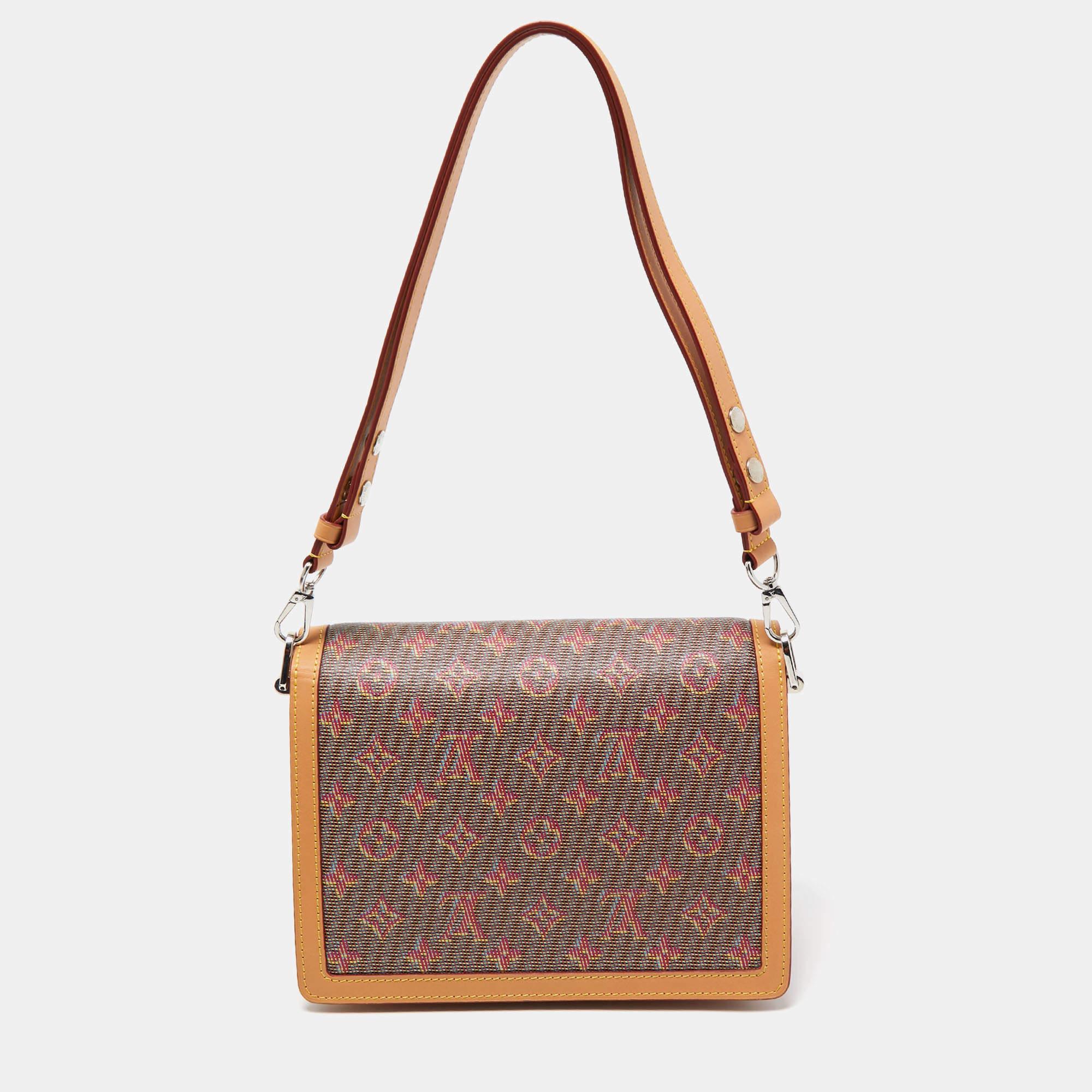 Louis Vuitton Rose Monogram LV Pop Canvas Dauphine MM Bag In Good Condition In Dubai, Al Qouz 2