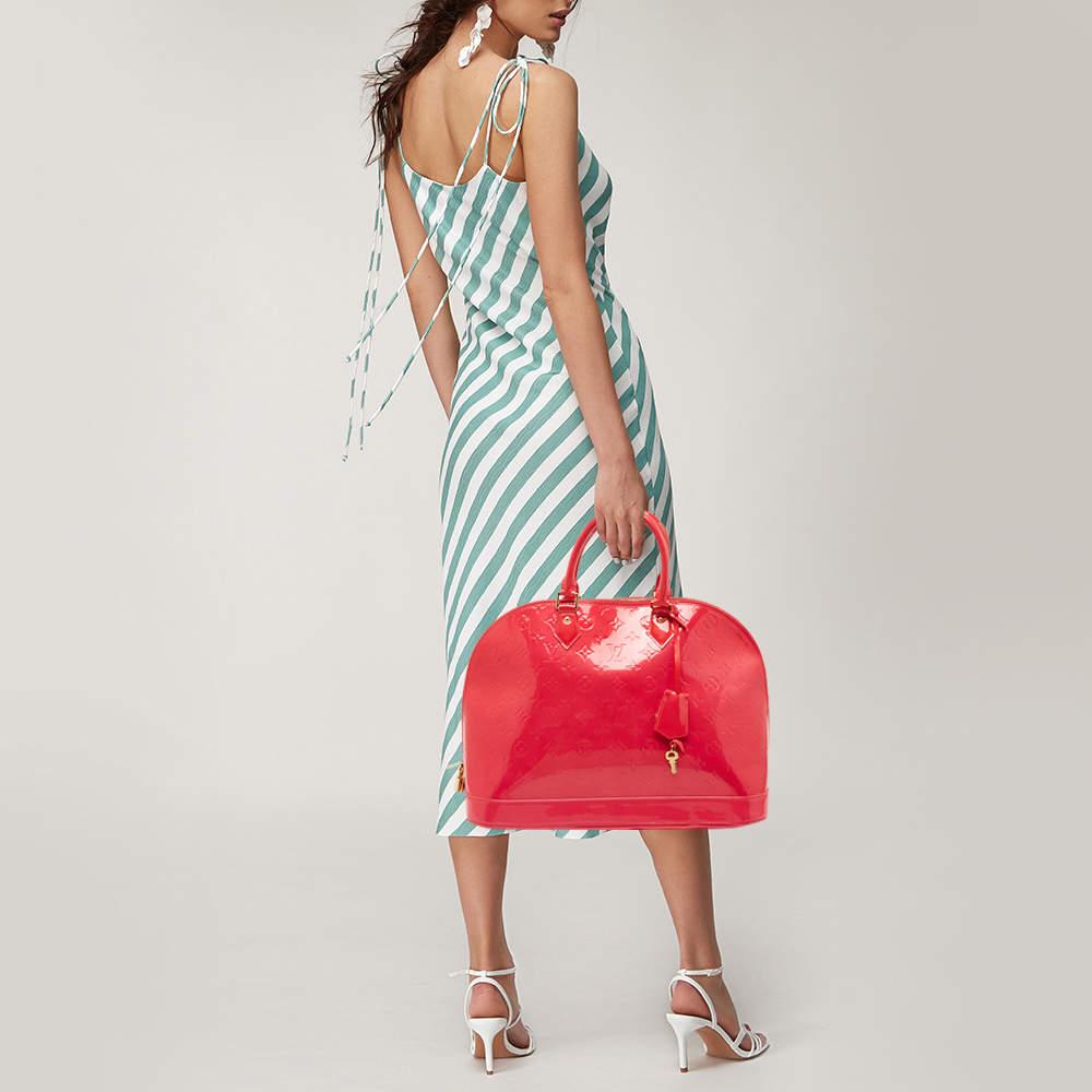 Louis Vuitton Rose Pop Monogram Vernis Alma GM Bag In Fair Condition In Dubai, Al Qouz 2