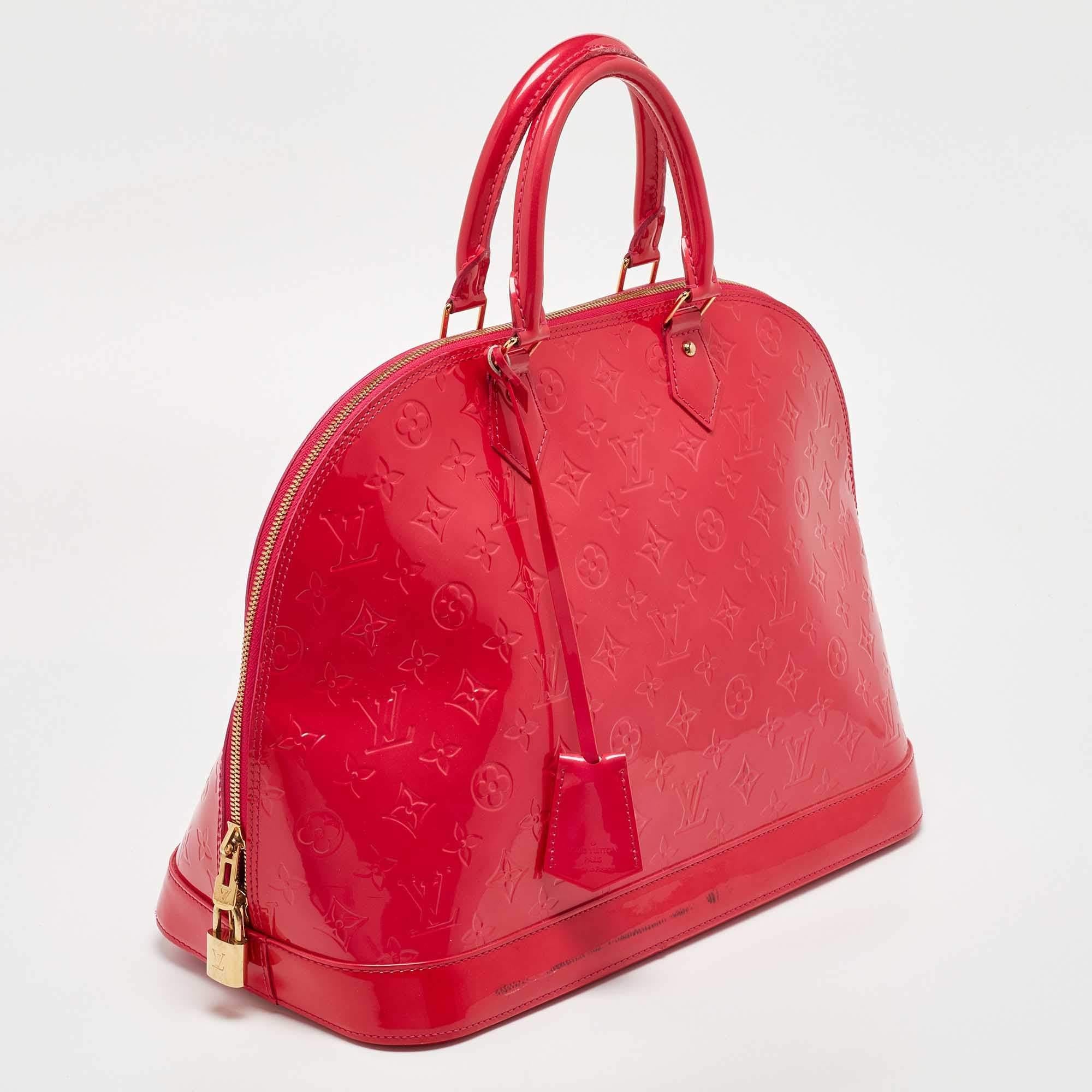 Louis Vuitton Rose Pop Monogram Vernis Alma GM Bag In Good Condition For Sale In Dubai, Al Qouz 2
