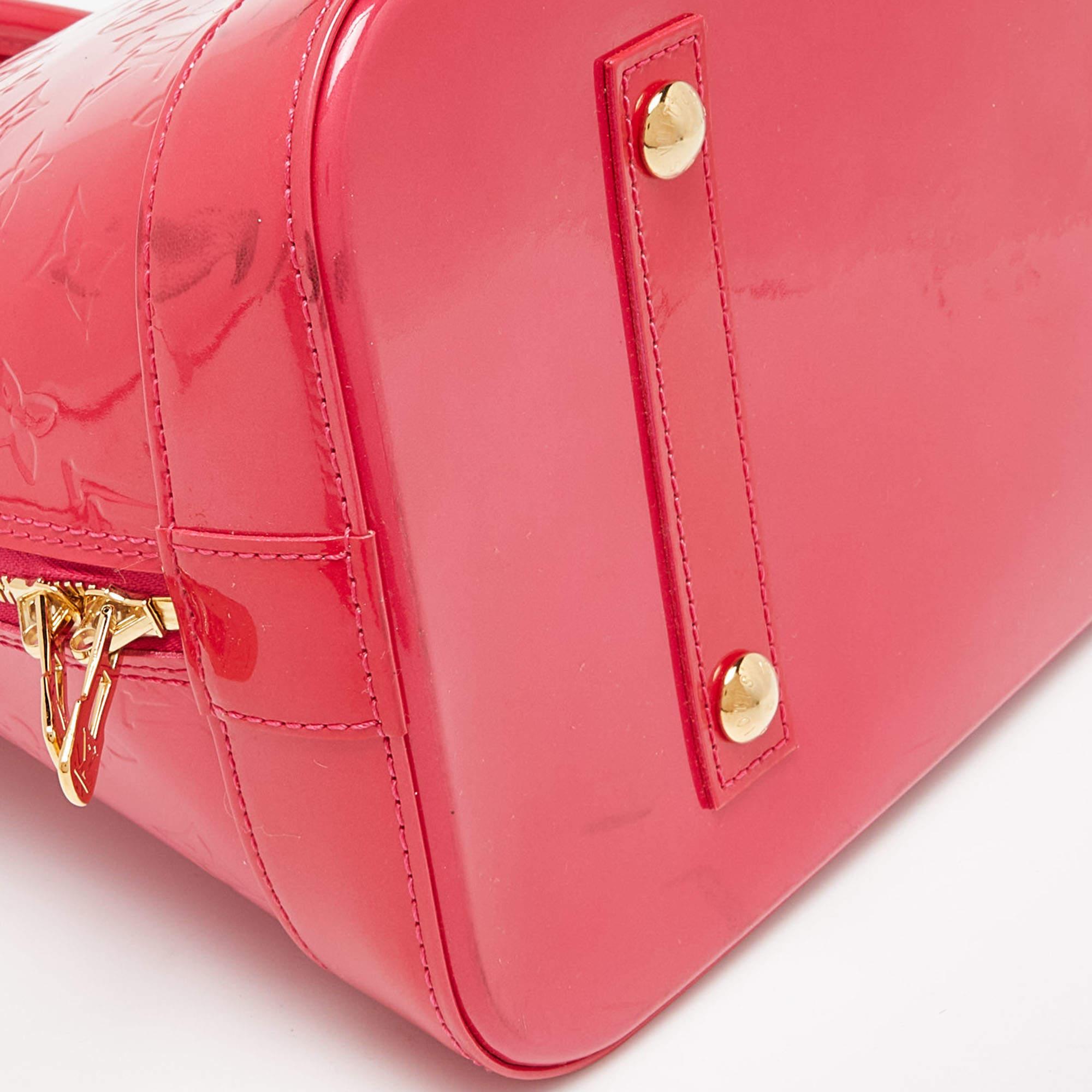 Louis Vuitton Rose Pop Monogram Vernis Alma GM Bag In Fair Condition For Sale In Dubai, Al Qouz 2