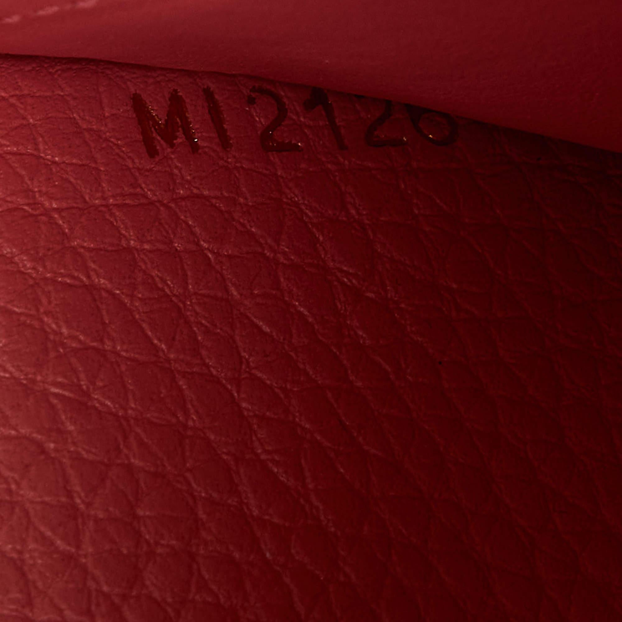 Louis Vuitton Rose Tourmaline Taurillion Leather and Python Capucines Wallet In Excellent Condition In Dubai, Al Qouz 2
